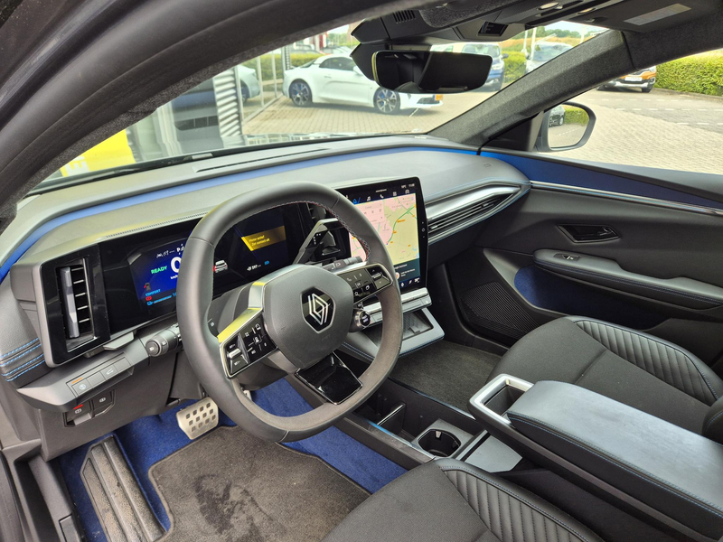 Renault Scenic E-Tech EV87 long range esprit Alpine Solarbay® Pan — photo 9