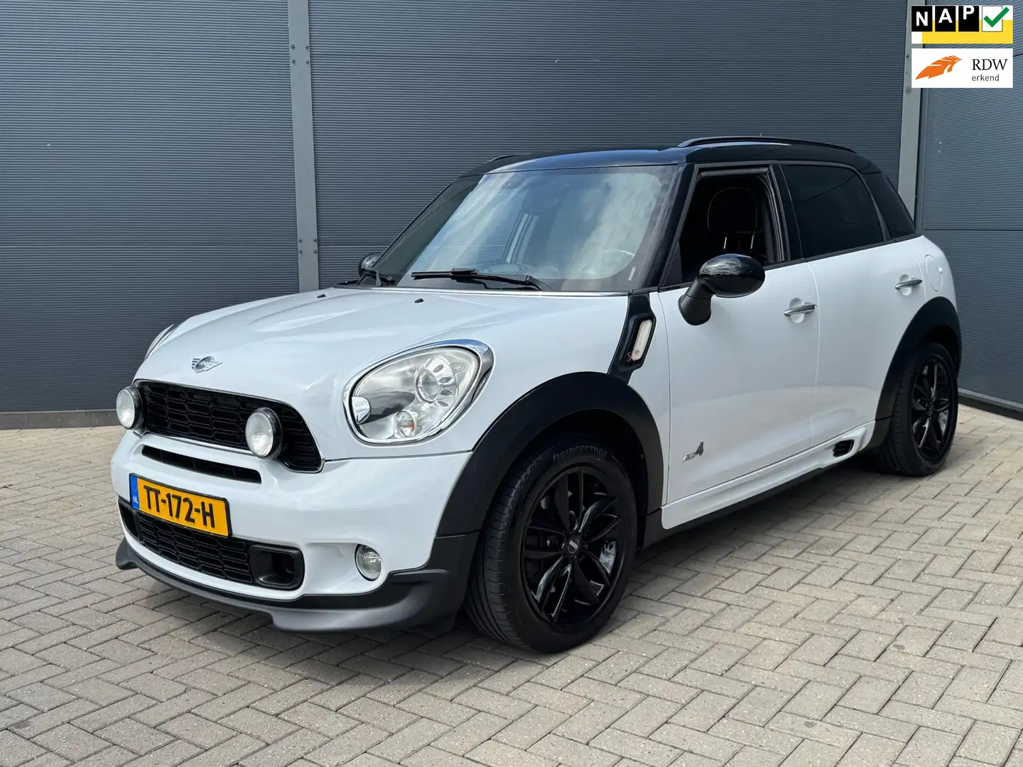 MINI Cooper S Countryman Mini 1.6 ALL4 / Pano / Leer / Automaat Wit - 1