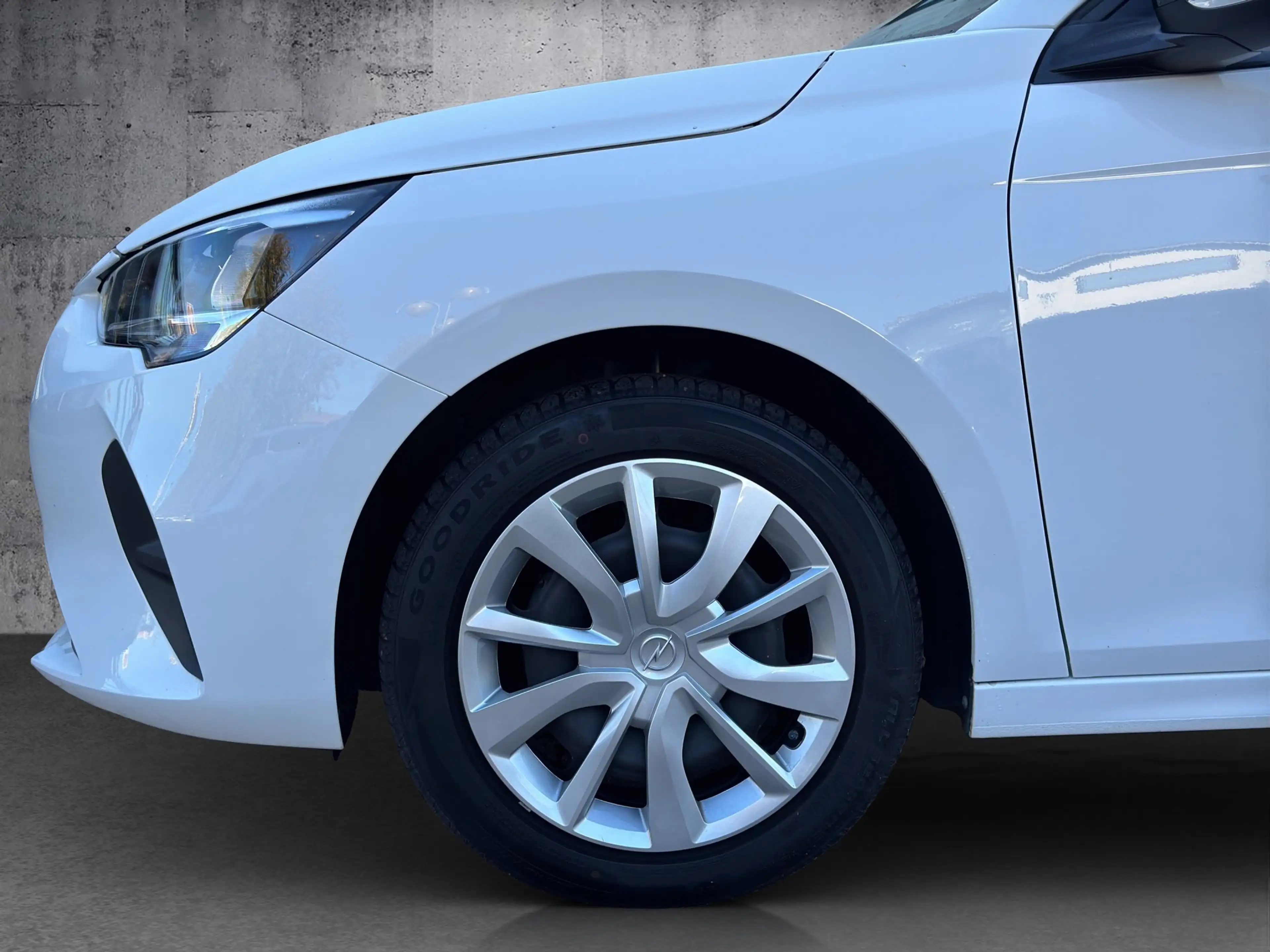 Opel Corsa F 1.2 Edition Navigation+Kamera+DAB — photo 10