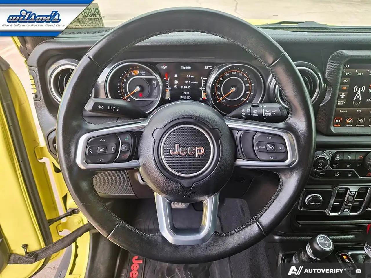 Jeep Wrangler photo Jeep Wrangler