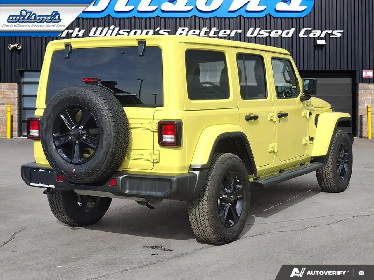Jeep Wrangler photo Jeep Wrangler