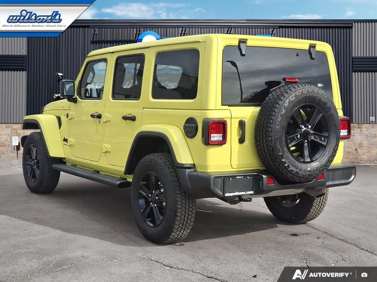 Jeep Wrangler photo Jeep Wrangler