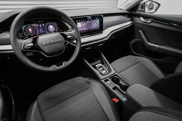 Skoda Octavia view 7