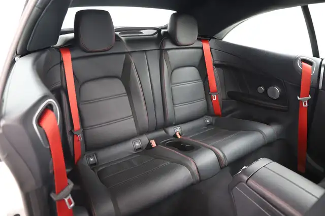 Mercedes-Benz C Class view 12