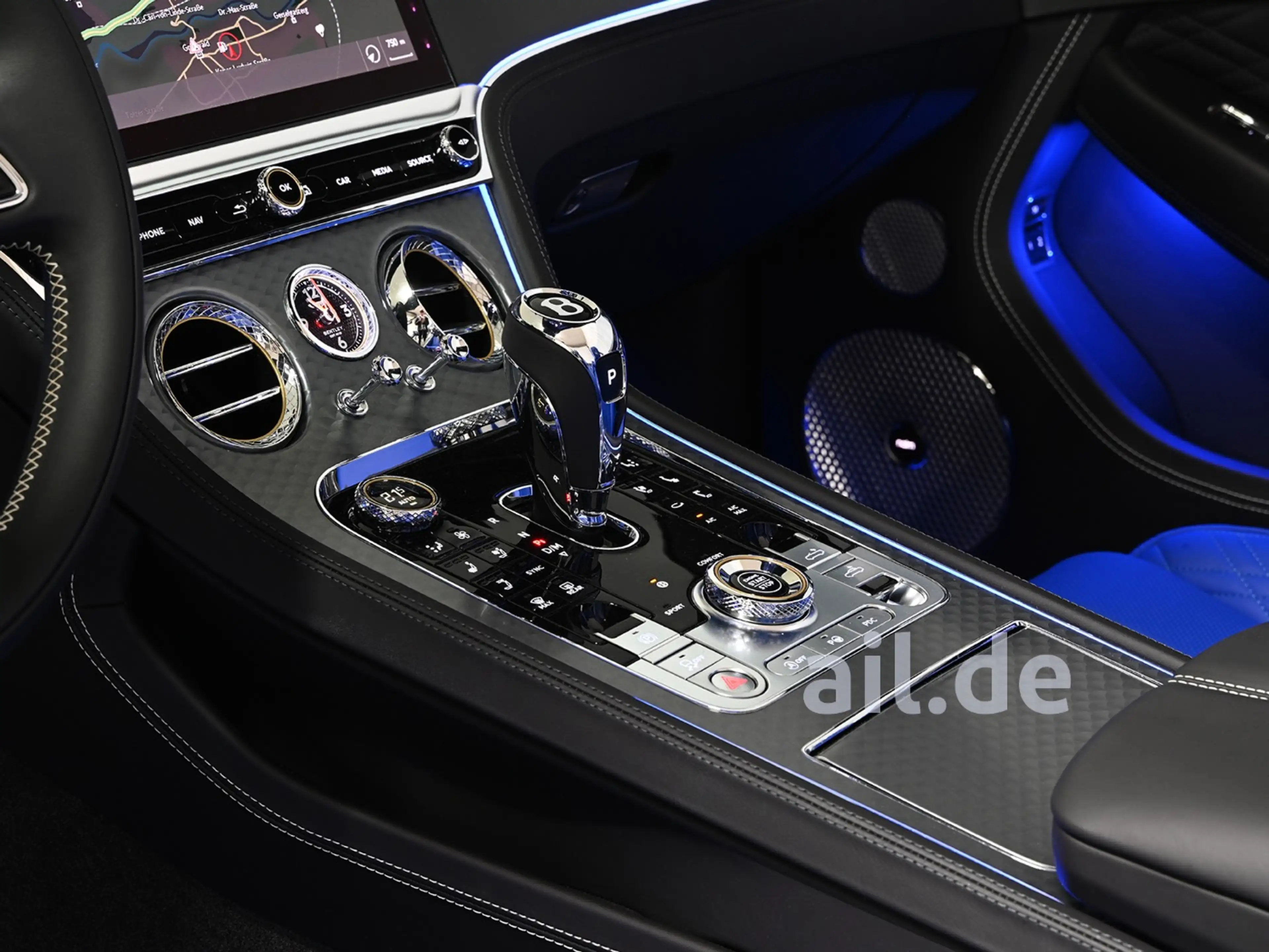 Bentley Continental GTC W12 Speed Blackline HUD MATRIX — photo 8