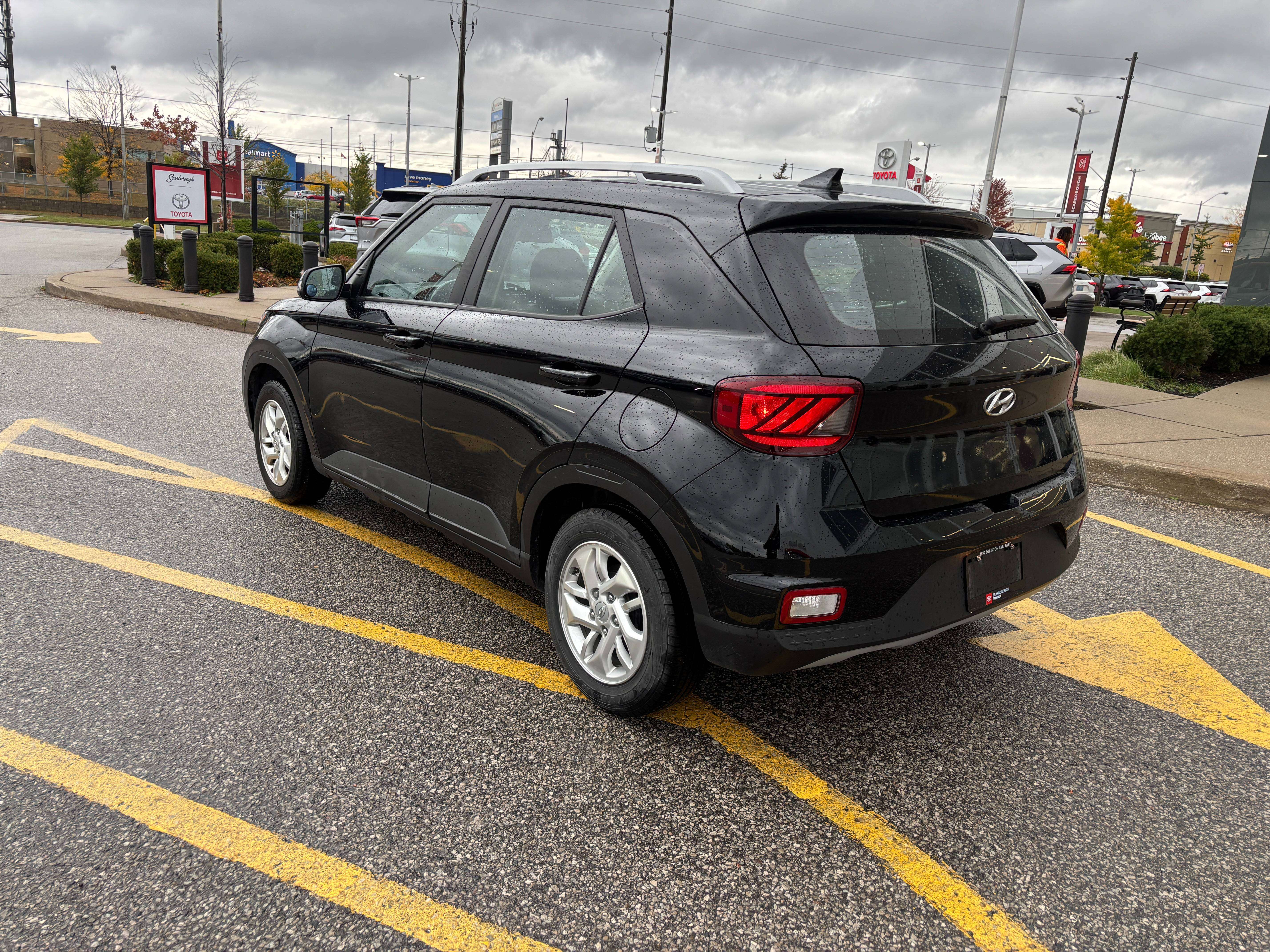 used 2021 Hyundai Venue car, priced at $18,995