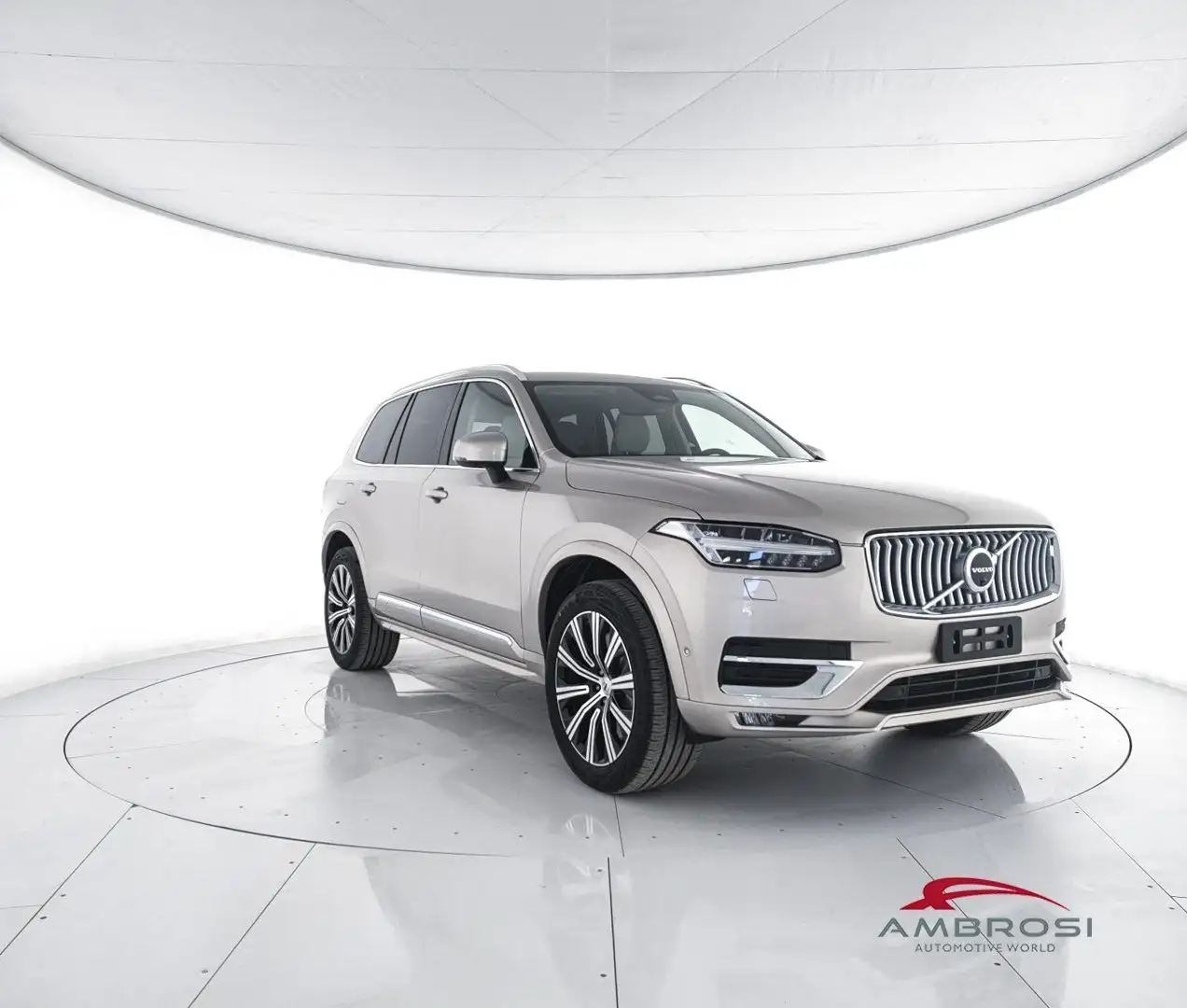 Volvo XC90 B5 AWD Mild hybrid Diesel Plus Bright 7 Sedili Grigio - 2