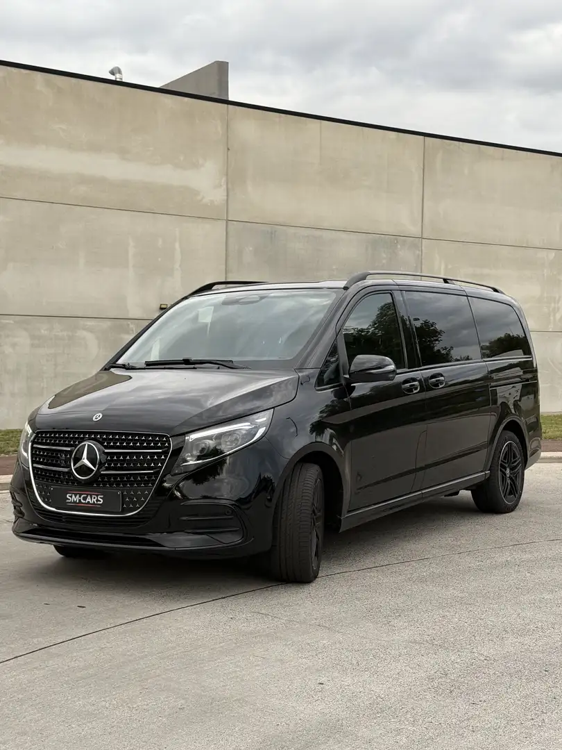 Mercedes-Benz V 300 d lang 9G-TRONIC Exclusive Zwart - 1