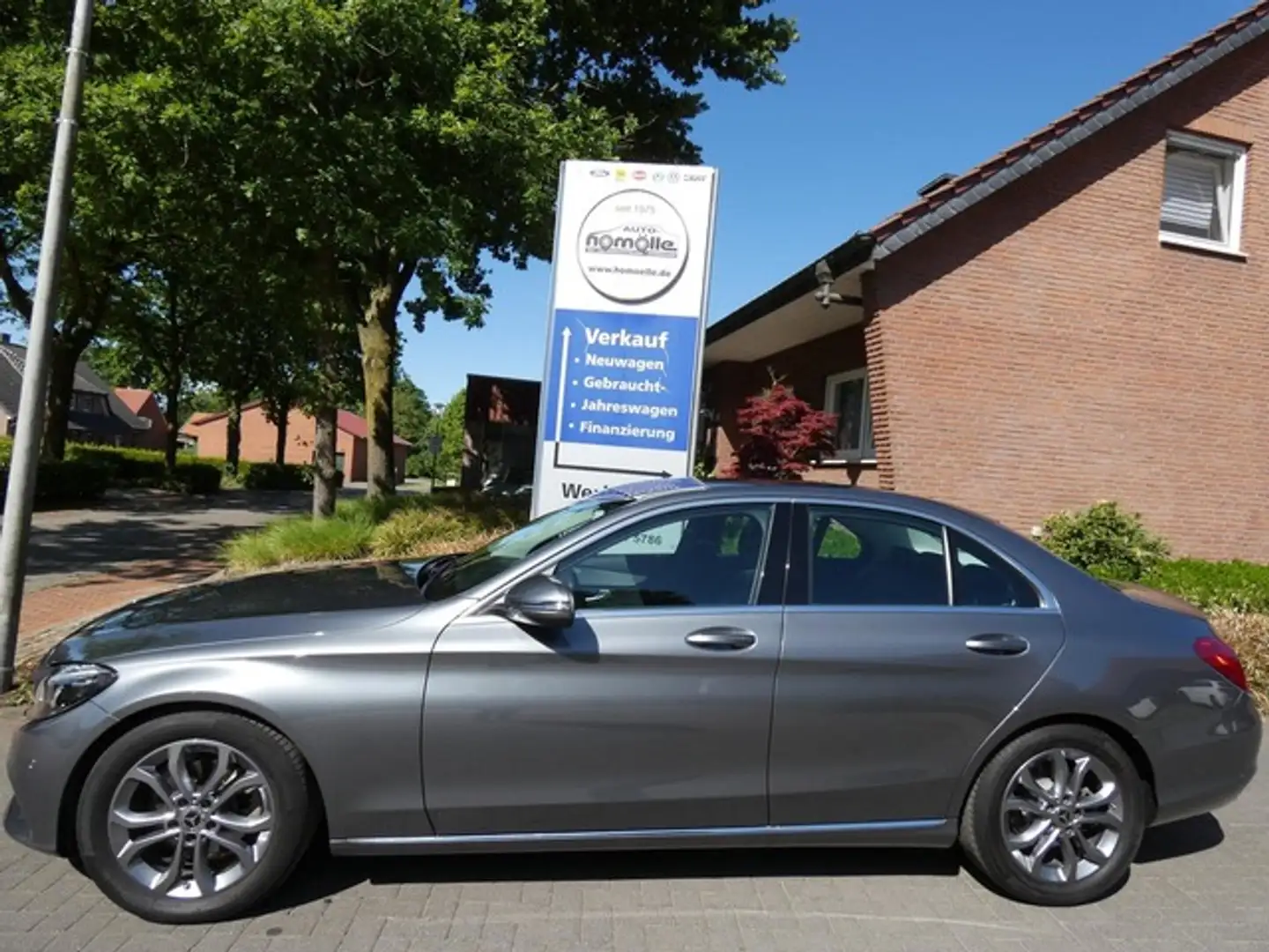Mercedes-Benz C 180 CGI 9G-DCT "Avantgarde" AHK NAV PDC LM LED Gris - 2