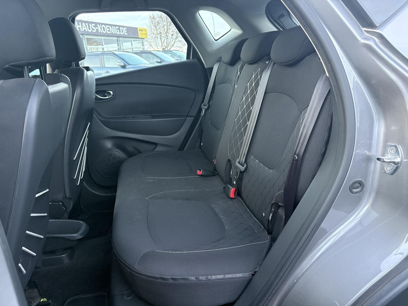 Renault Captur Luxe — photo 14