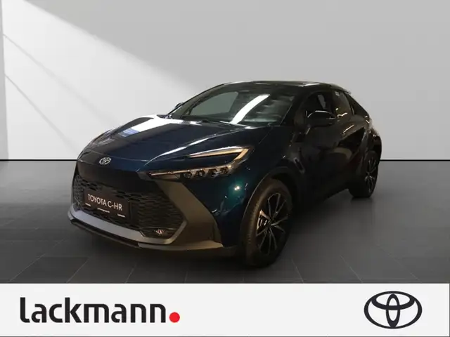 Toyota C-HR main image