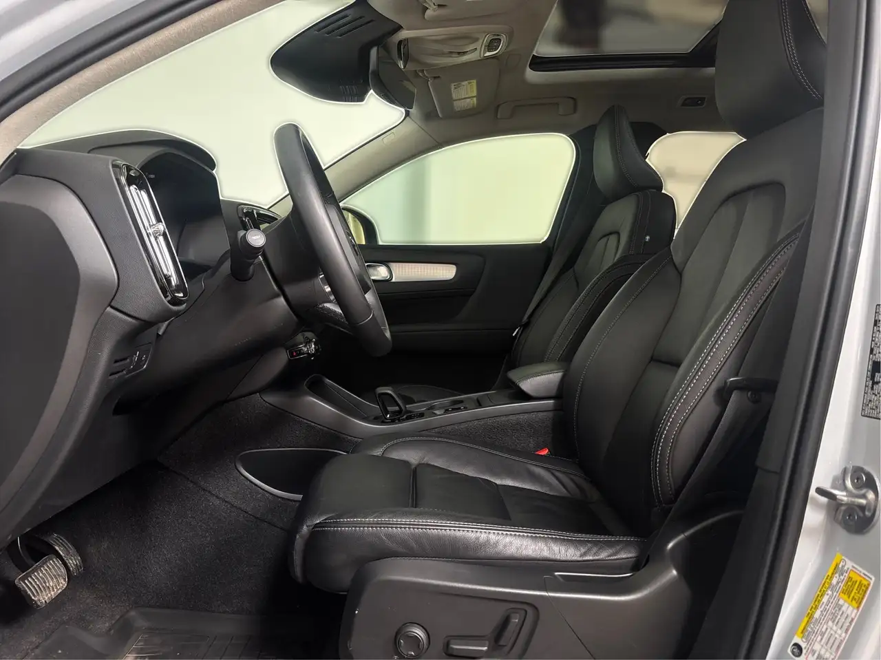 Volvo XC40 снимка Volvo XC40