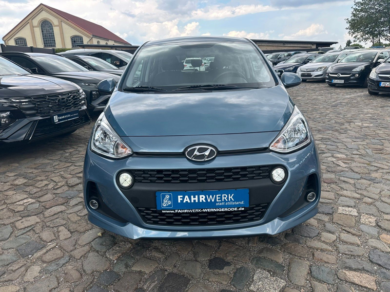 Hyundai i10 1.0 Passion Sitz & Lenkradheizung — photo 7