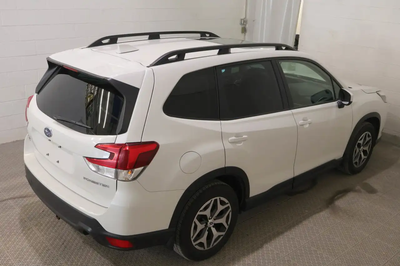 Subaru Forester снимка Subaru Forester