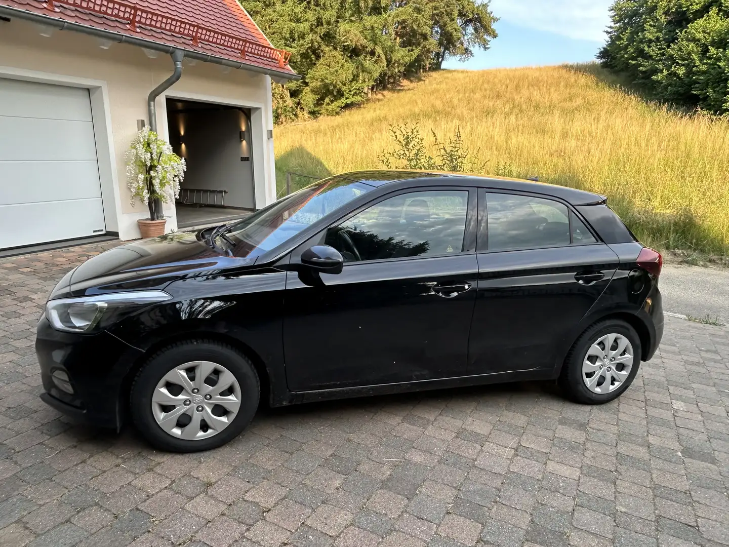 Hyundai i20 blue 1.0 T-GDI Active DCT Style Czarny - 1