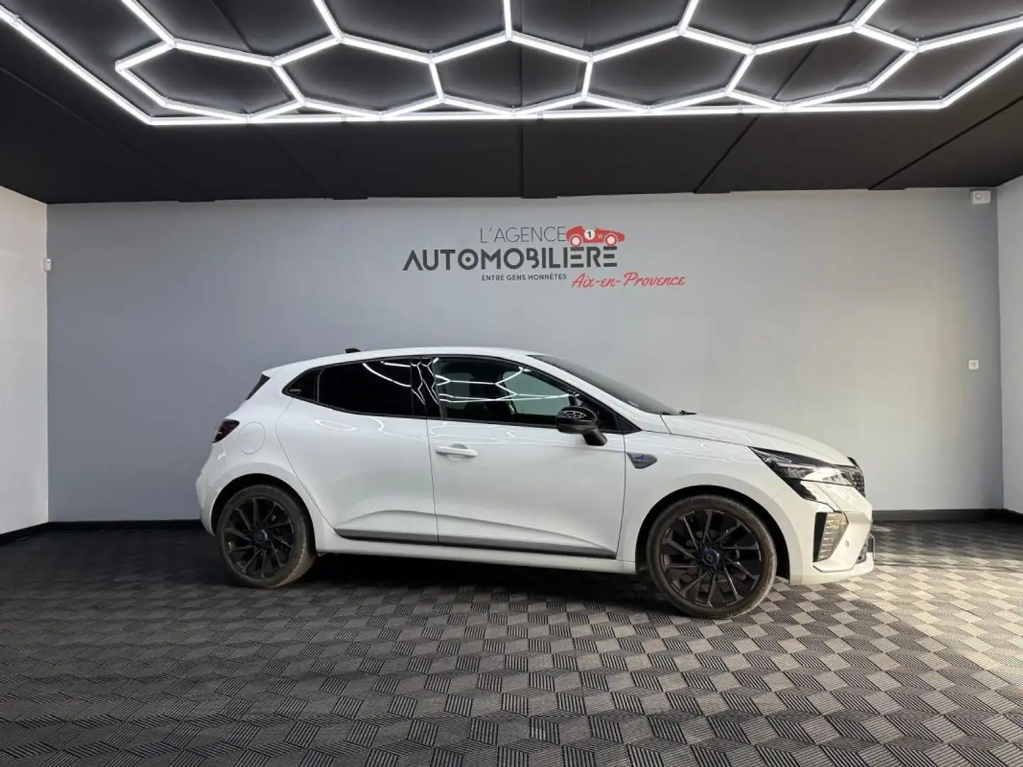 Renault Clio V 1.0 TCe 90 GSR2 Esprit Alpine – Première Main Weiß - 2