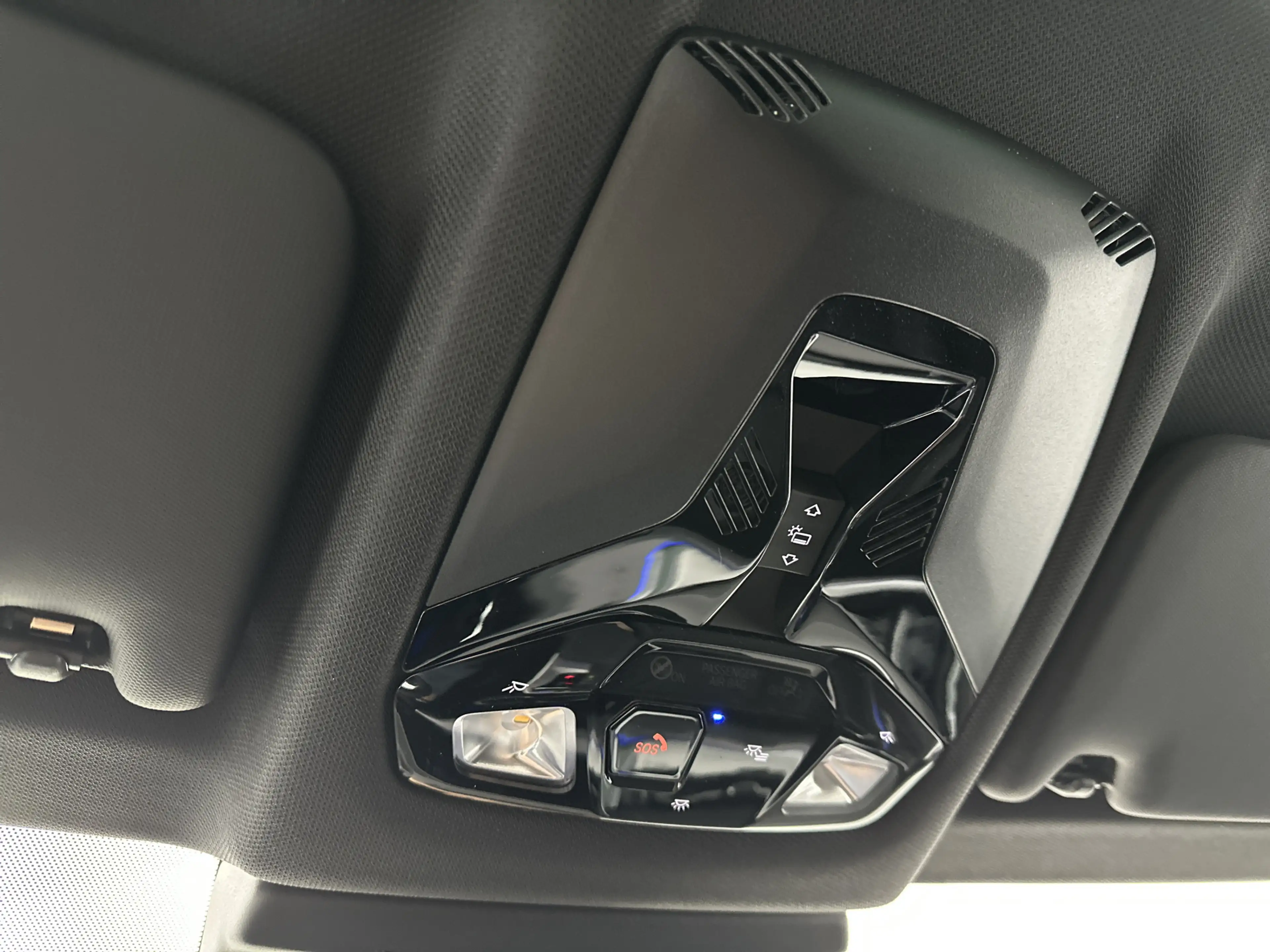 BMW iX2 xDrive30 67 kWh M Sport Edition | Drving Assistant — photo 13