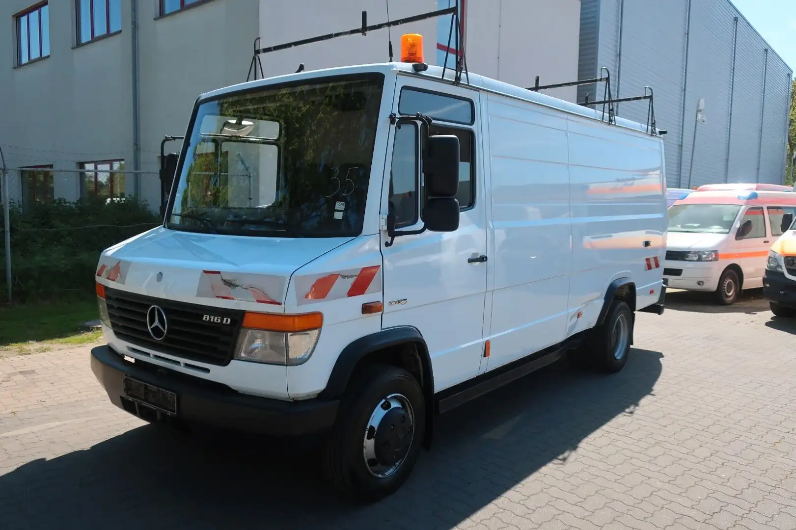 Mercedes-Benz Vario 816 / Kamera / AHK / Werkstatteinrichtung Weiß - 1