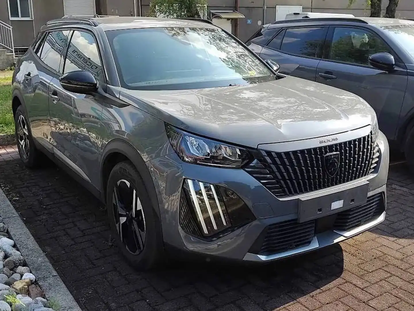 Peugeot 2008 2008 1.2 puretech Allure s Gris - 2