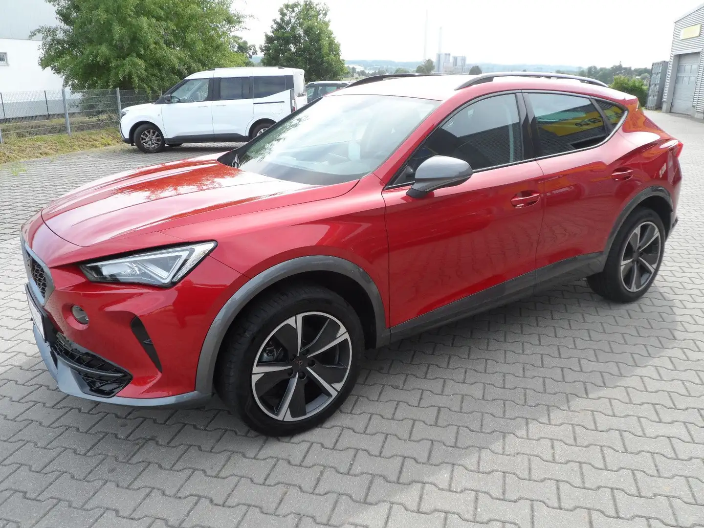 CUPRA Formentor Basis a 4Drive/AHK/DSG/Vollausstattung Rot - 2