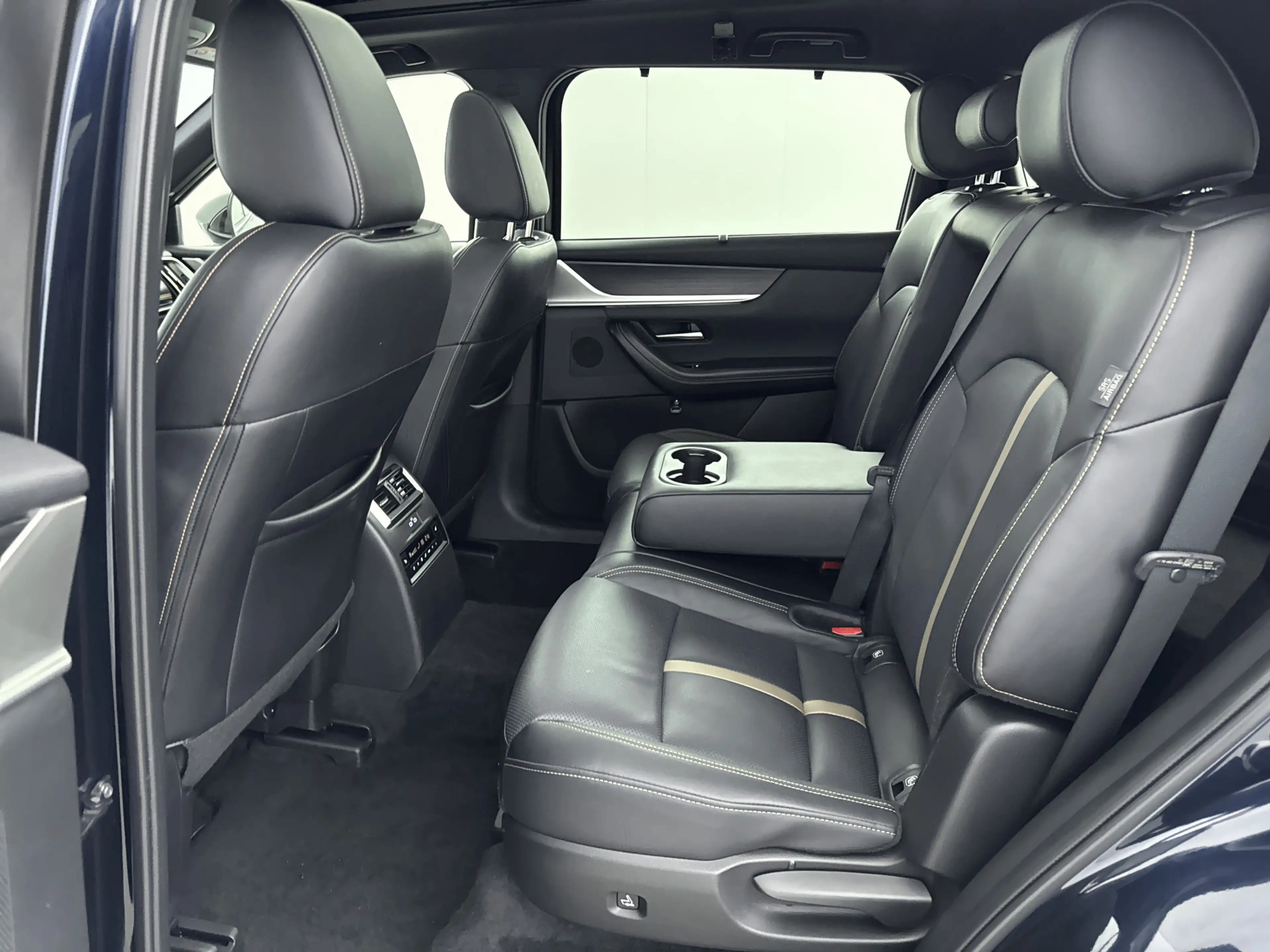 Mazda CX-80 -2.5 e-SkyActiv PHEV Homura Plus // PANORAMA-/SCHU — photo 5