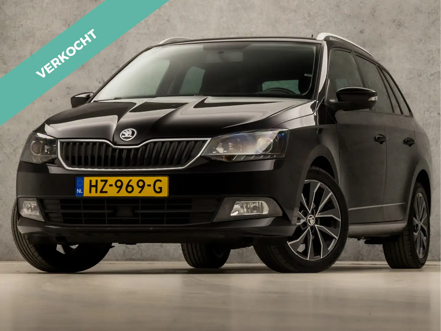 Skoda Fabia Combi 1.2 TSI Sport (APPLE CARPLAY, NAVIGATIE, STO Schwarz - 1
