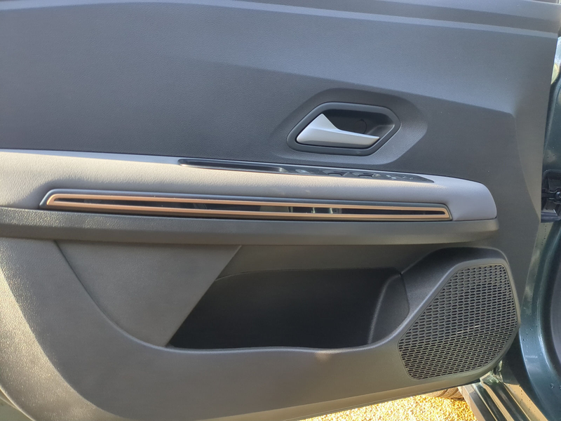 Dacia Jogger Hybrid 140 Extreme+ 7-Sitzer+SHZ+RFK+PDC — photo 13