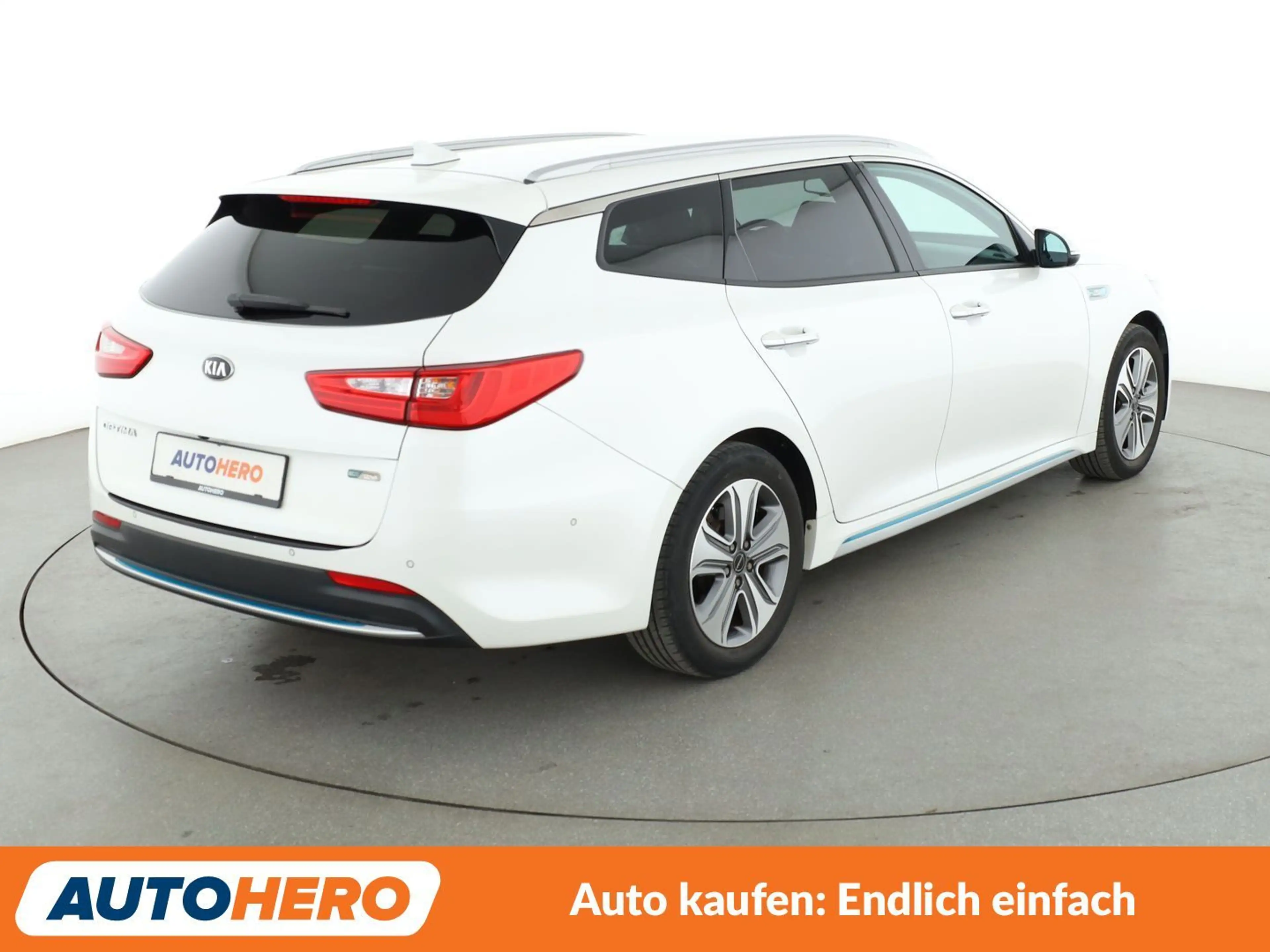 Kia Optima 2.0 Hybrid Spirit Aut.*NAV*LED*TEMPO*360*PDC*SHZ — photo 6