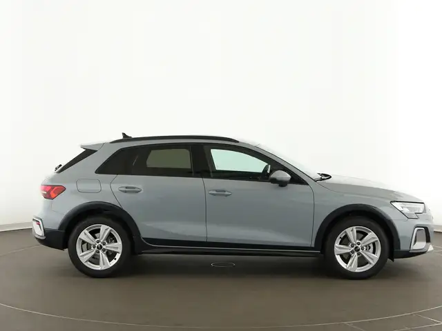 Audi A3 view 8