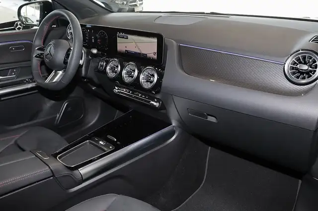Mercedes-Benz Gla view 8