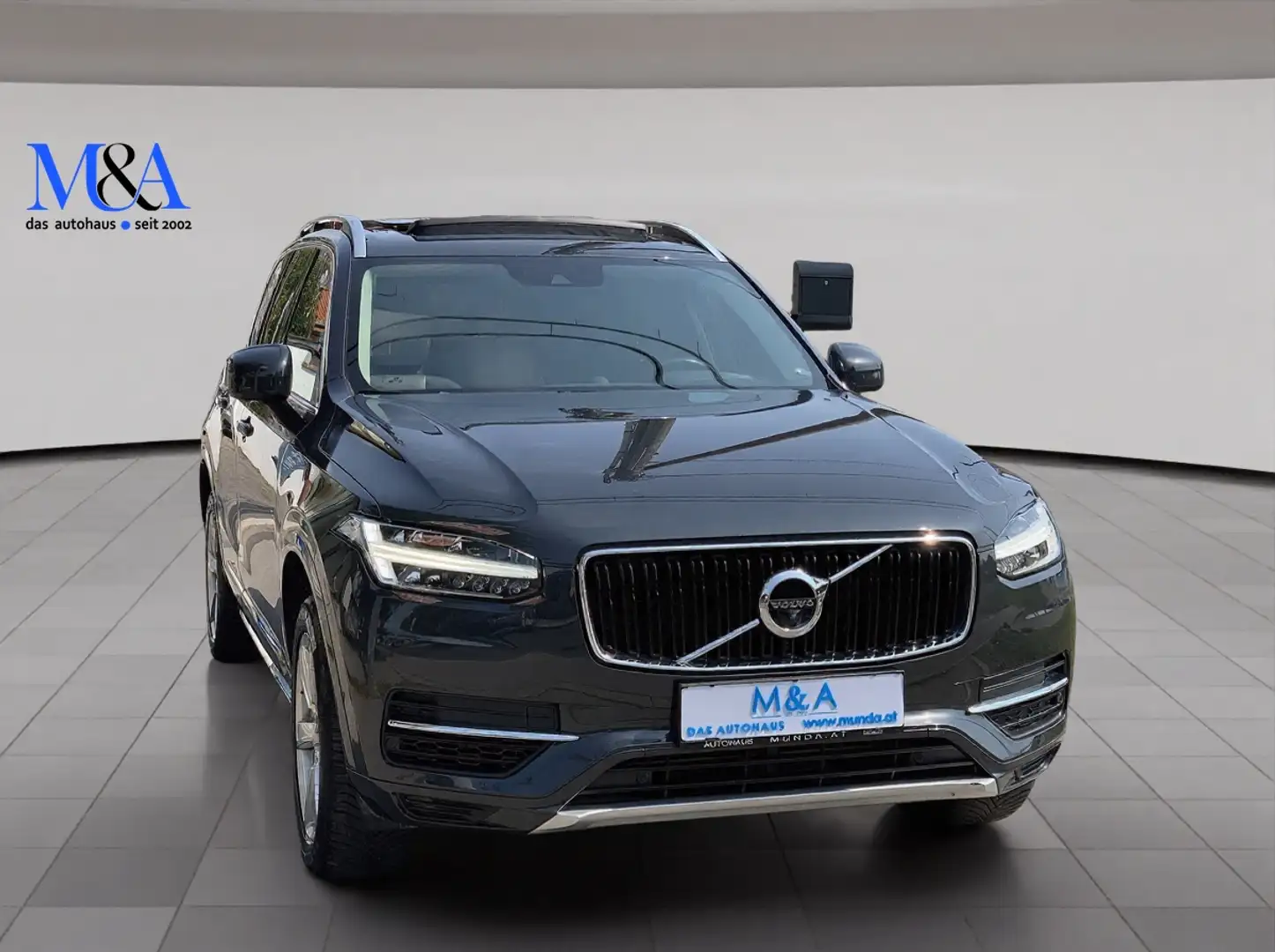 Volvo XC90 2.0 T8 Plug-in Hybrid Momentum AWD * 7-Sitzer Grau - 2