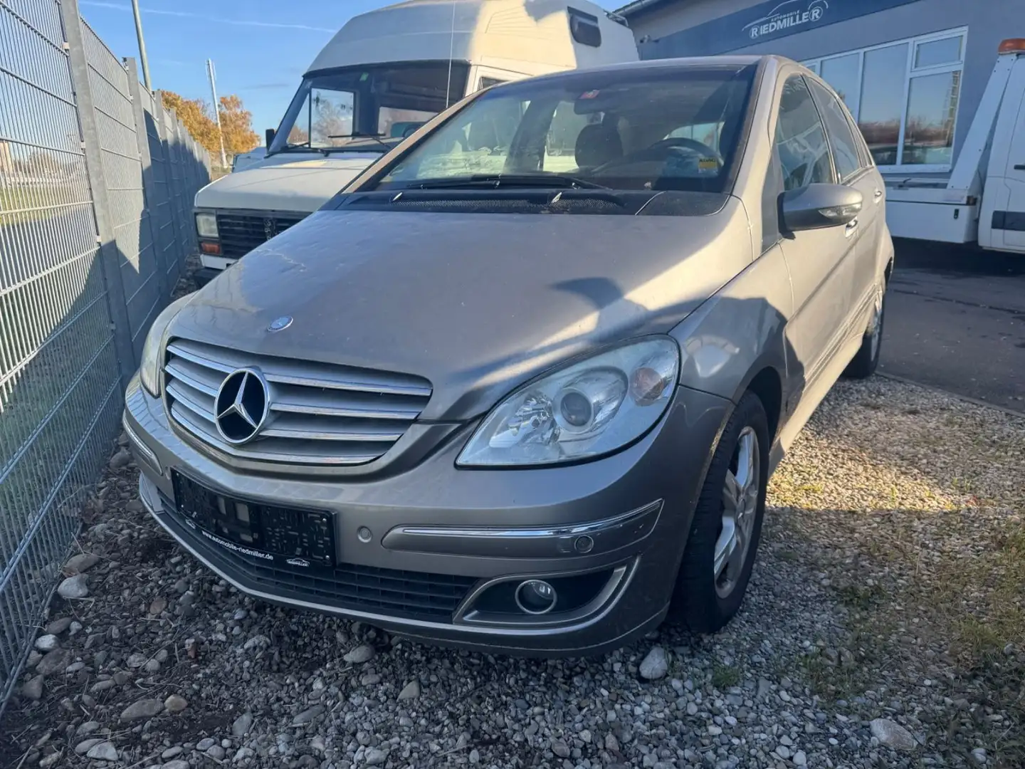 Mercedes-Benz B 200 B200 CDI Sitzheizung TÜV Neu Grau - 1