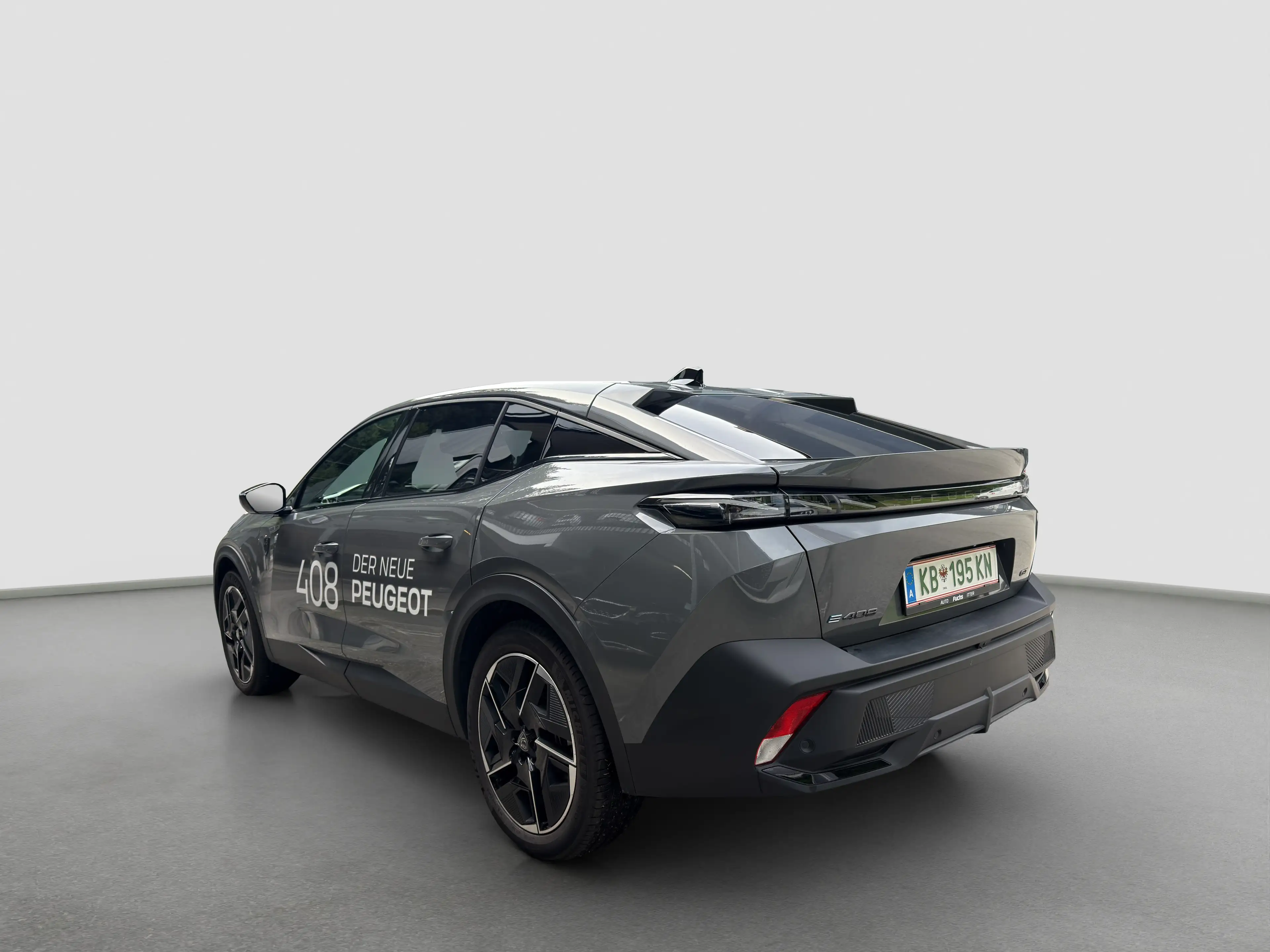 Peugeot 408 E-408 GT EXCLUSIVE — photo 3