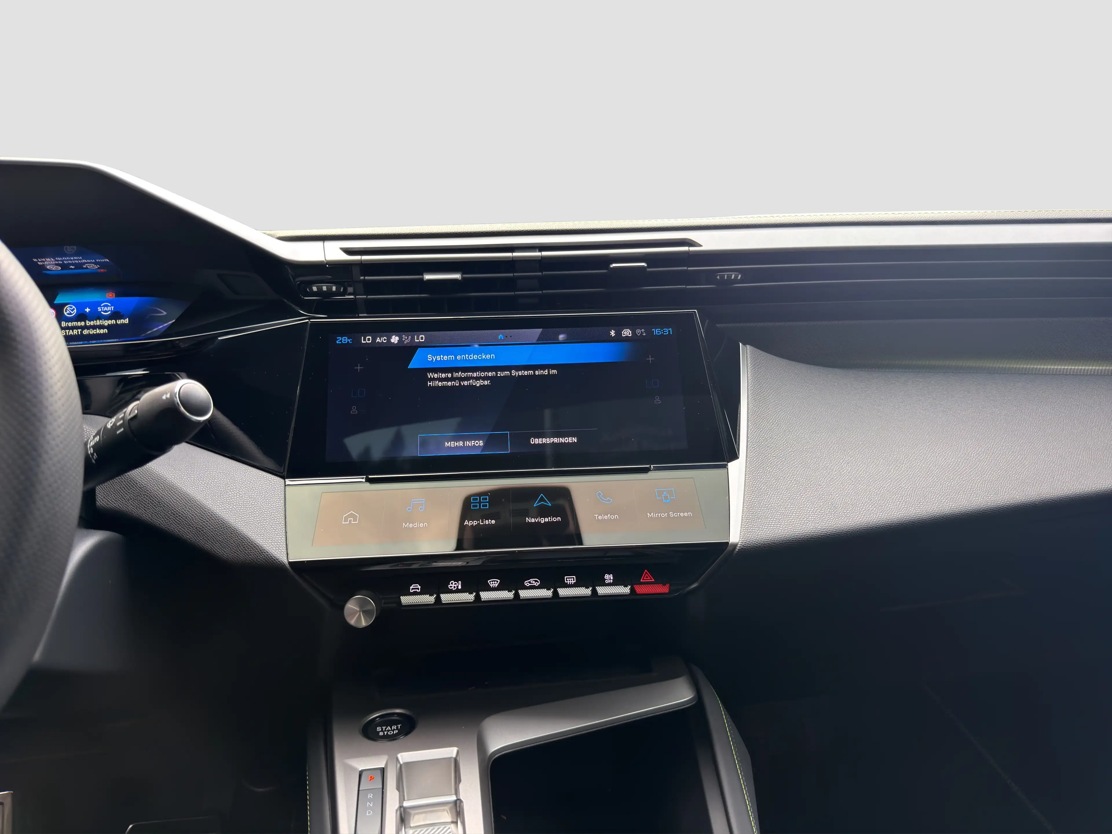 Peugeot 408 E-408 GT EXCLUSIVE — photo 13