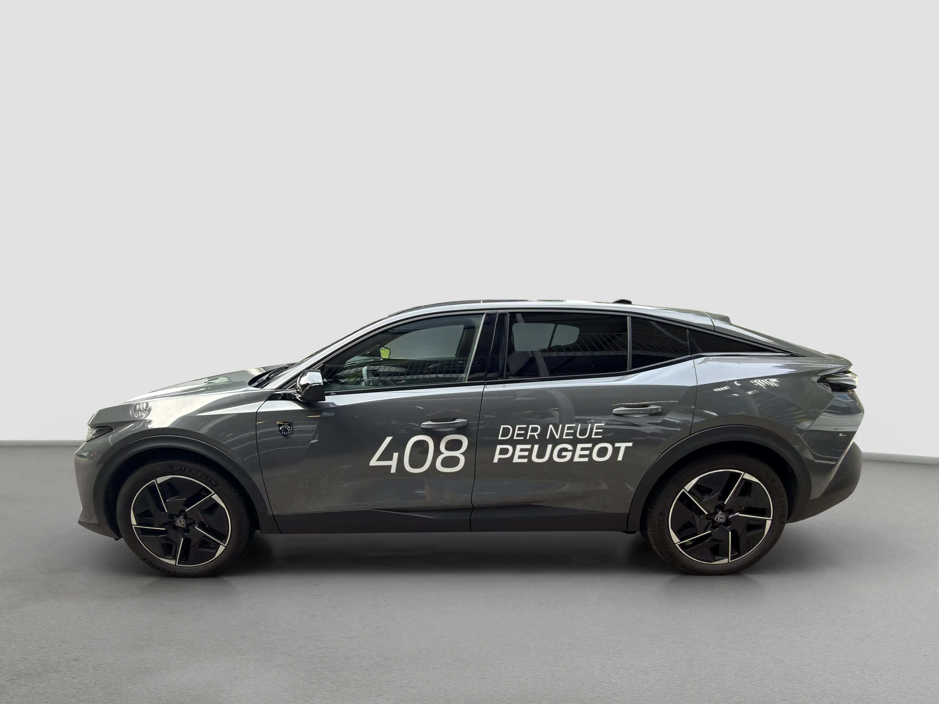 Peugeot 408 E-408 GT EXCLUSIVE — photo 2