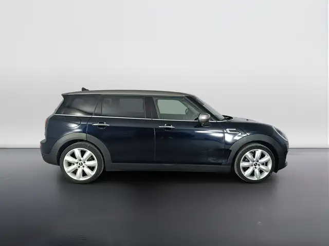 Mini Clubman view 3