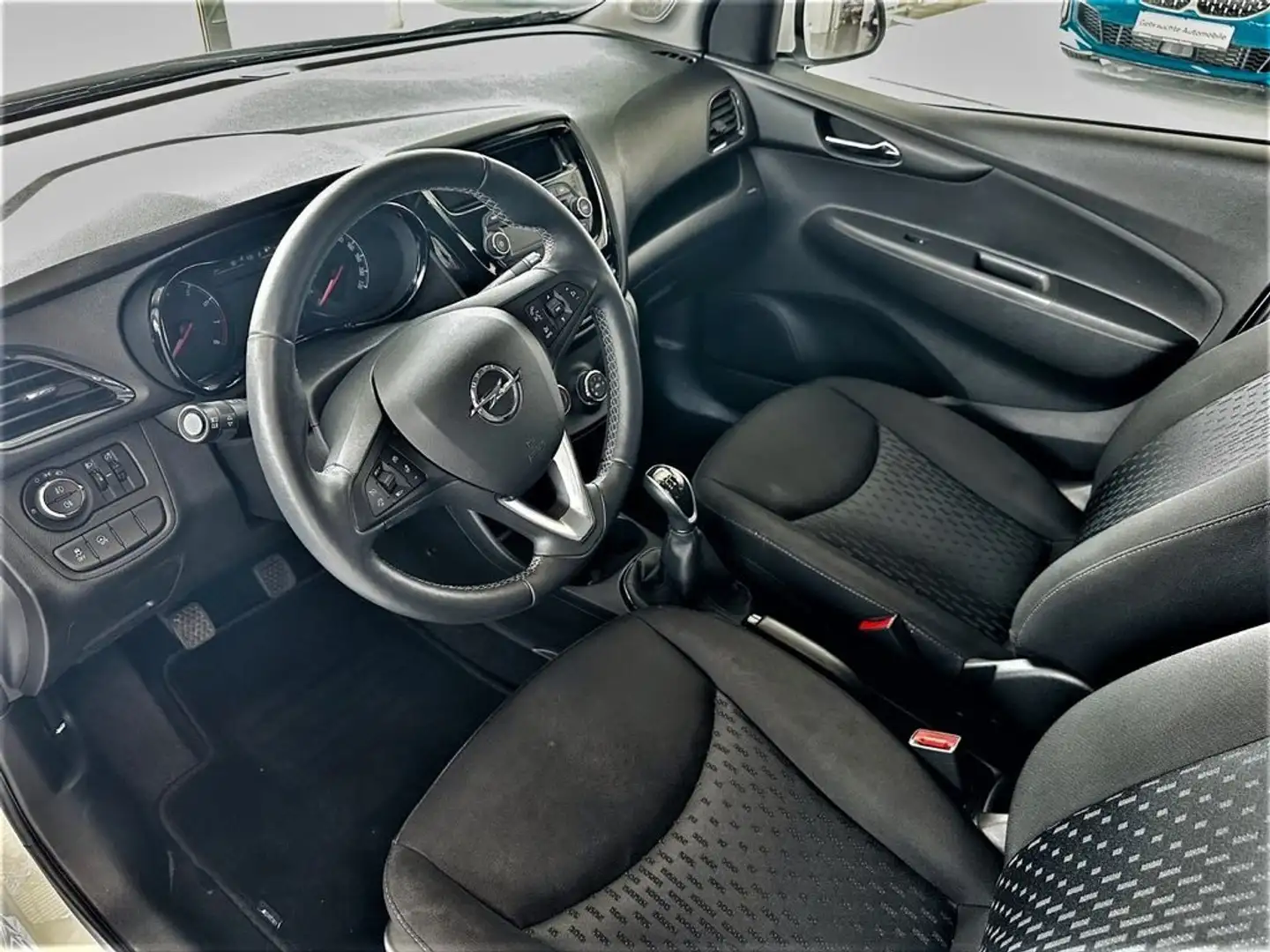 Opel Karl Rocks 1.0 73 CV Alb - 2