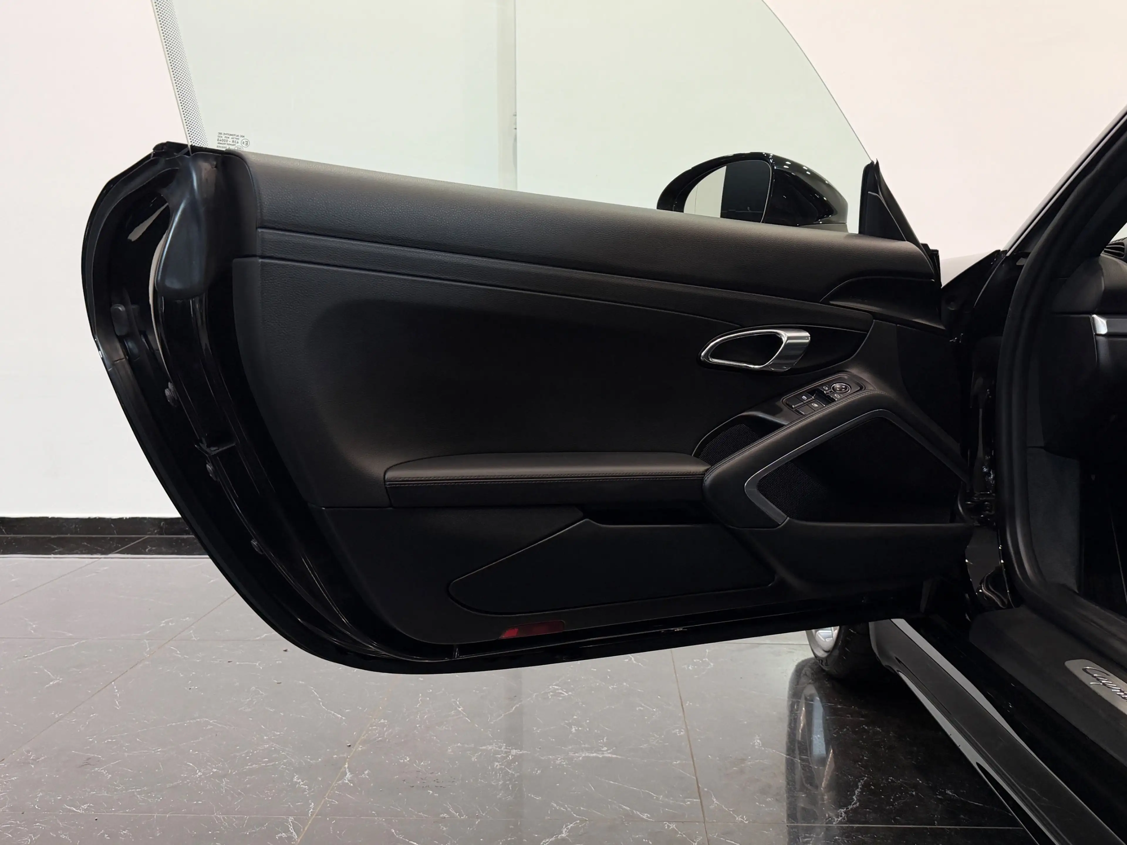 Porsche Cayman S Leder PDLS Navi Tempomat Park-Assist — photo 15