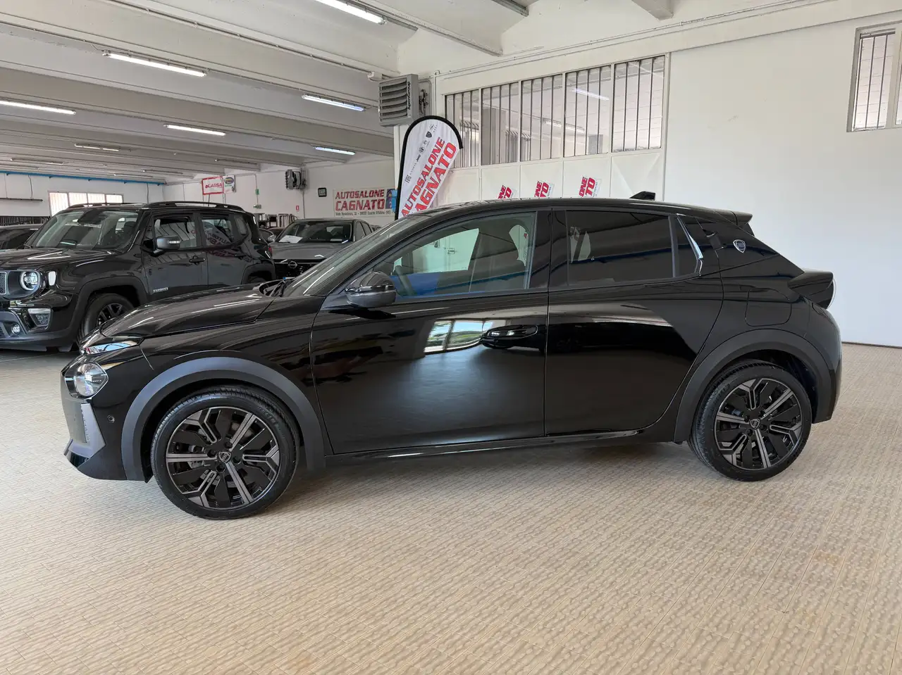 Lancia Ypsilon 2025