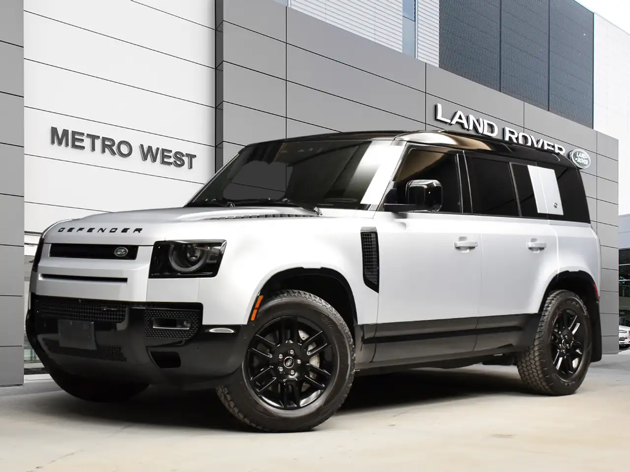 2023 Land Rover Defender