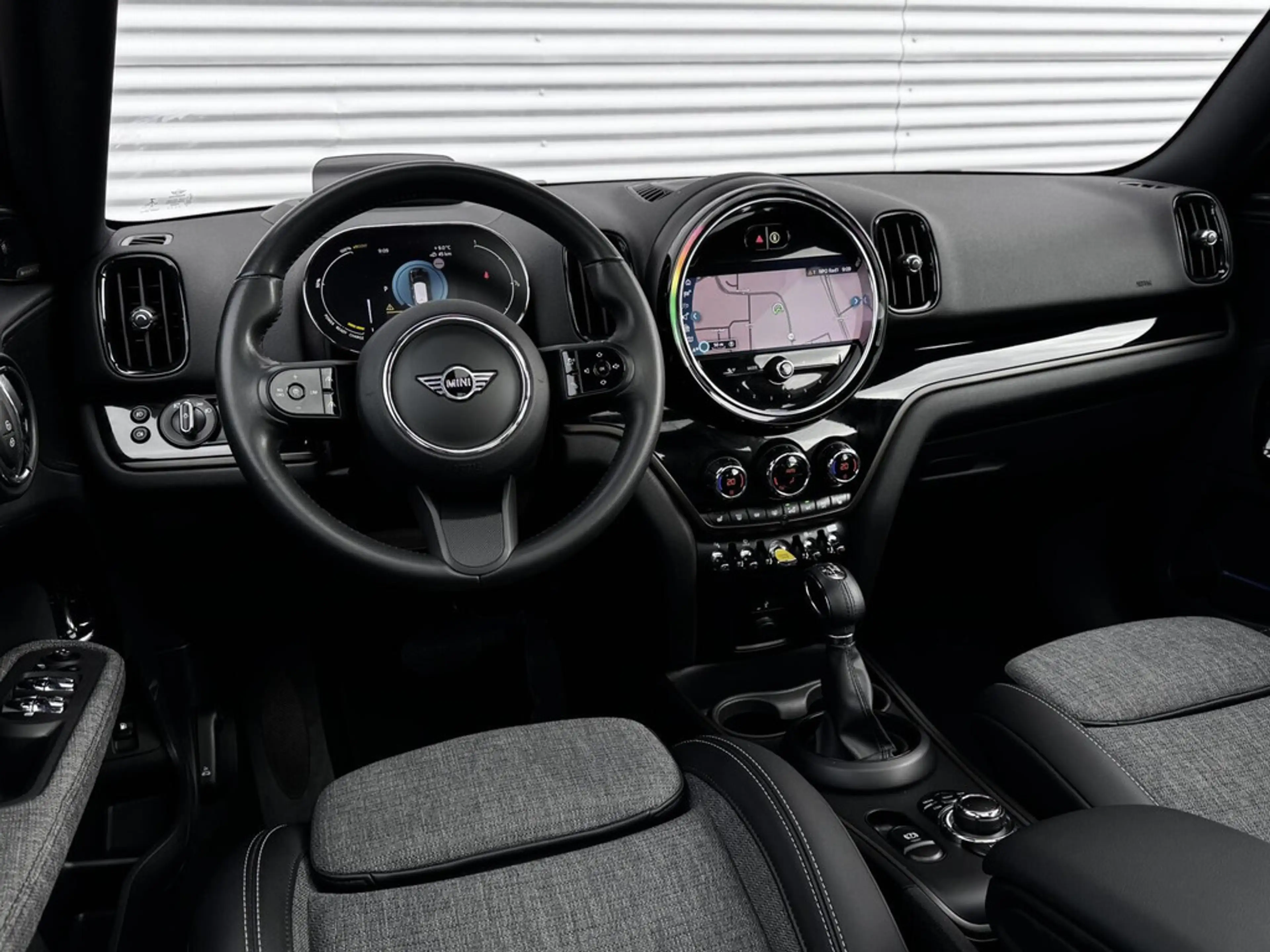 MINI Cooper SE Countryman 1.5 Hybride ALL4 | SOH 92% | Panodak | H&K | Head — photo 5