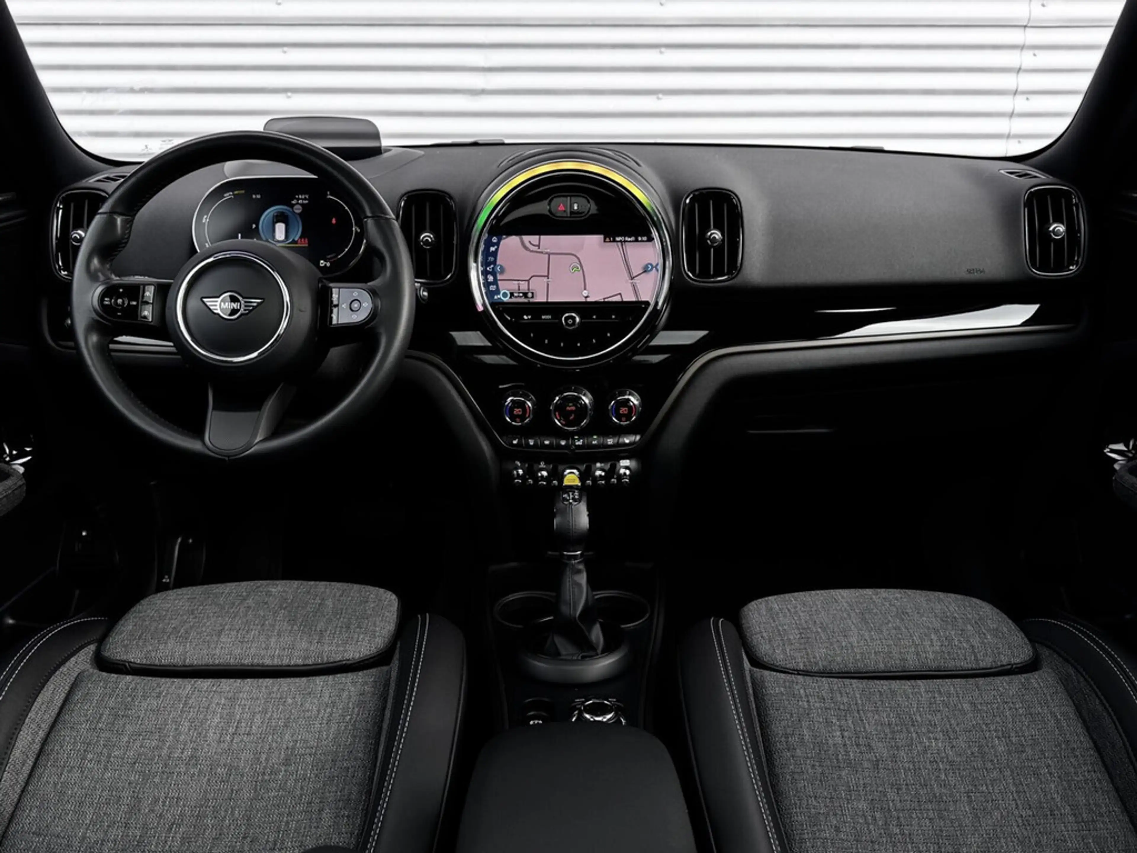 MINI Cooper SE Countryman 1.5 Hybride ALL4 | SOH 92% | Panodak | H&K | Head — photo 17