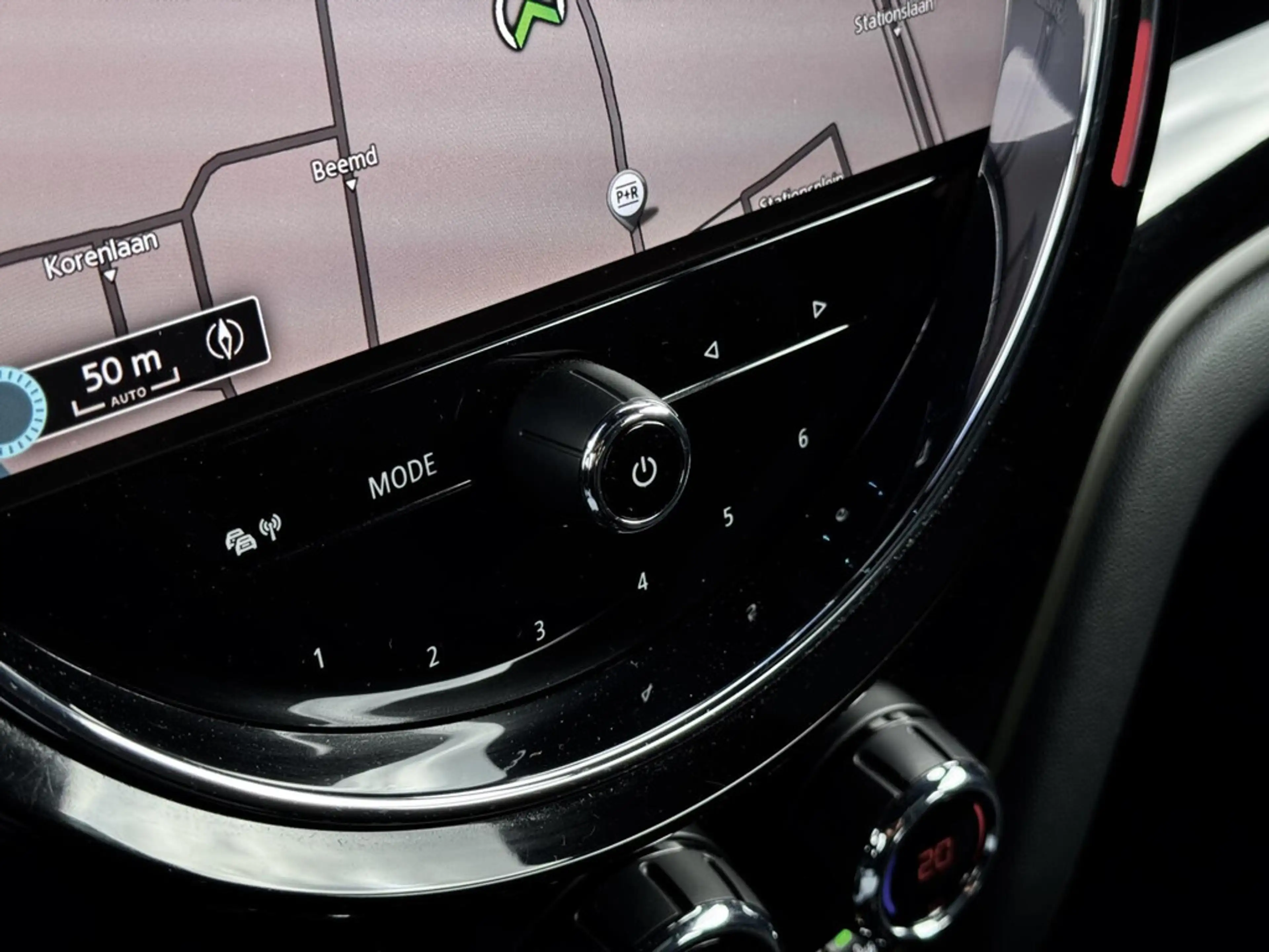 MINI Cooper SE Countryman 1.5 Hybride ALL4 | SOH 92% | Panodak | H&K | Head — photo 27