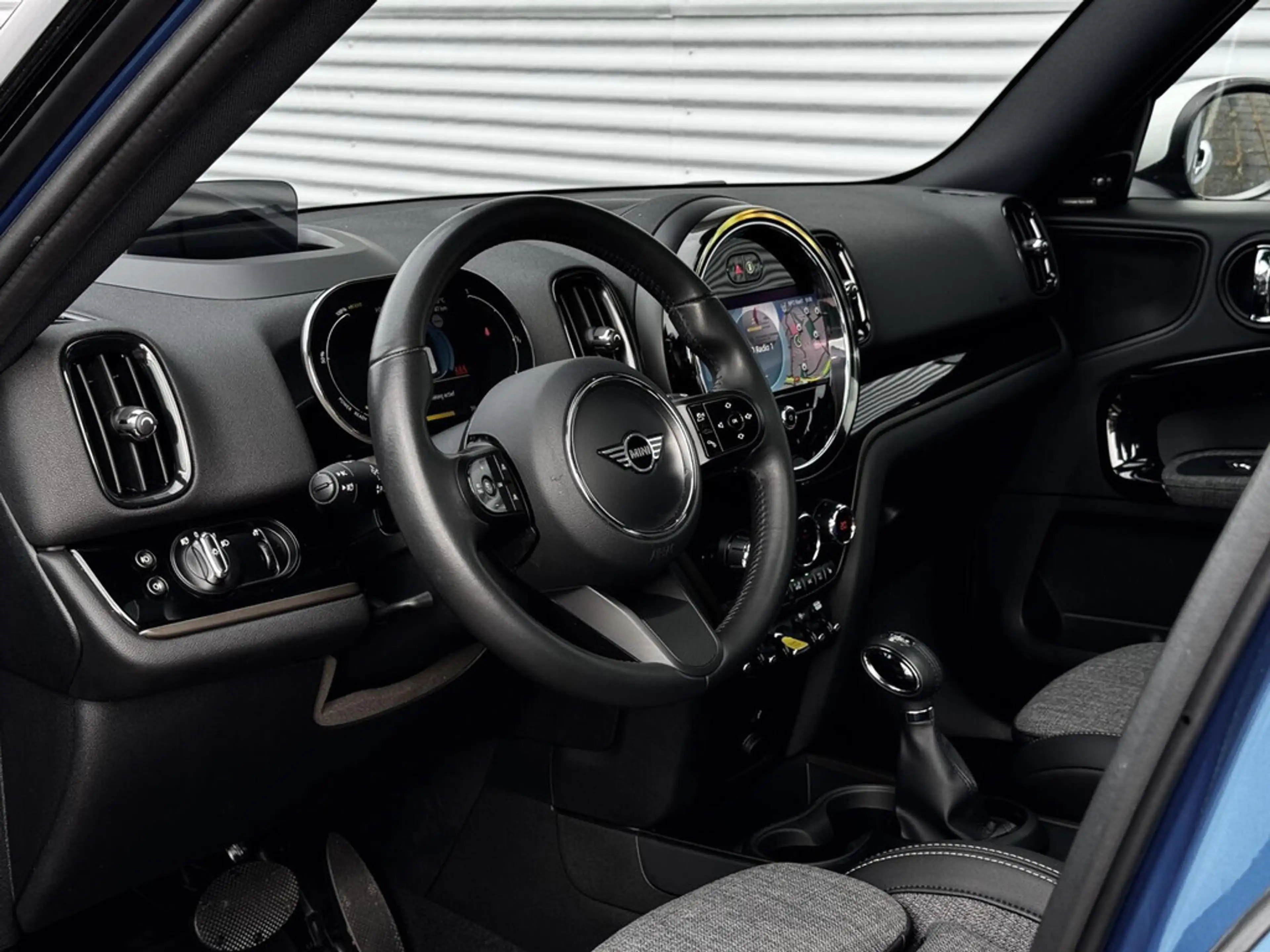 MINI Cooper SE Countryman 1.5 Hybride ALL4 | SOH 92% | Panodak | H&K | Head — photo 6