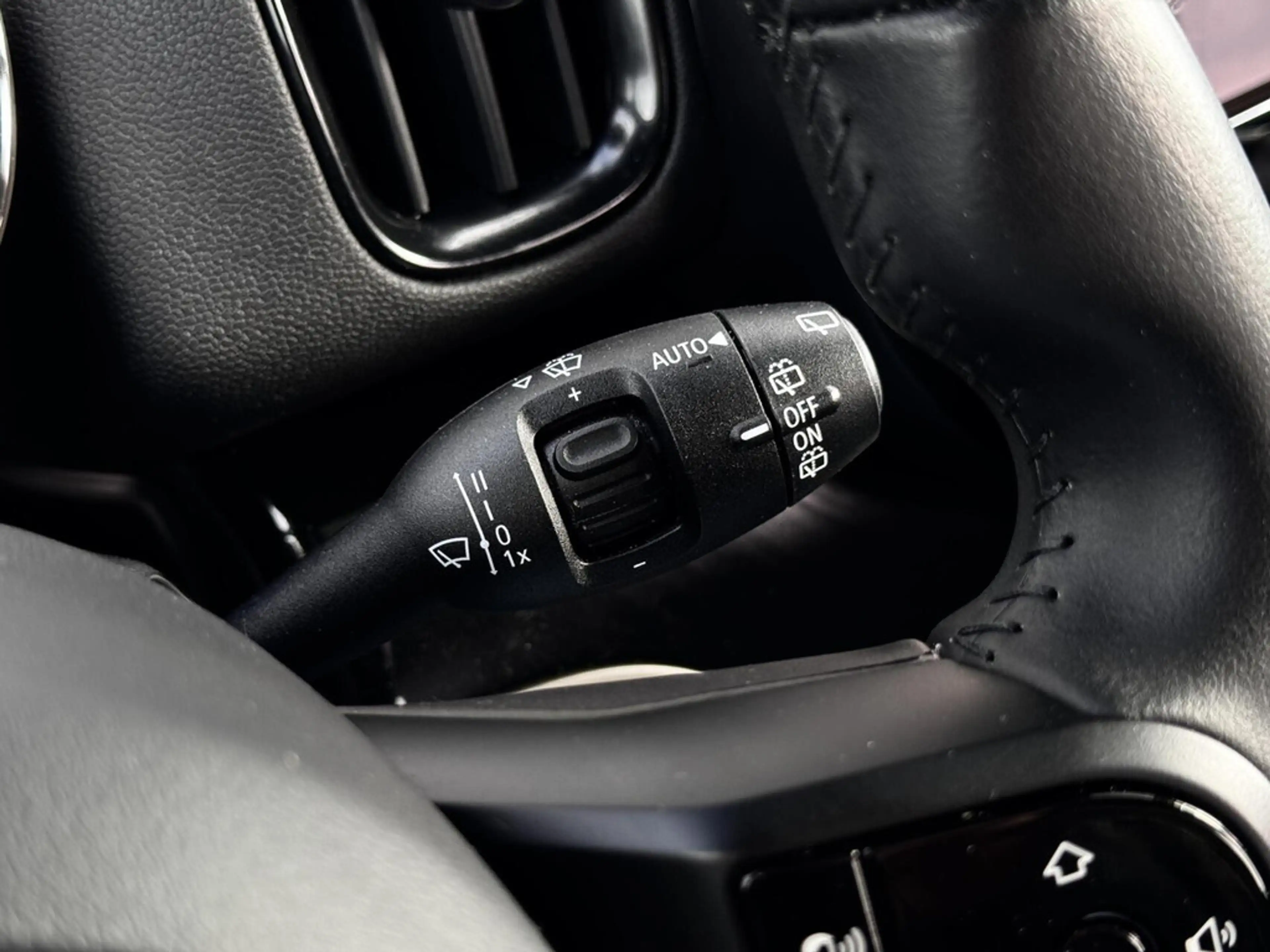 MINI Cooper SE Countryman 1.5 Hybride ALL4 | SOH 92% | Panodak | H&K | Head — photo 40