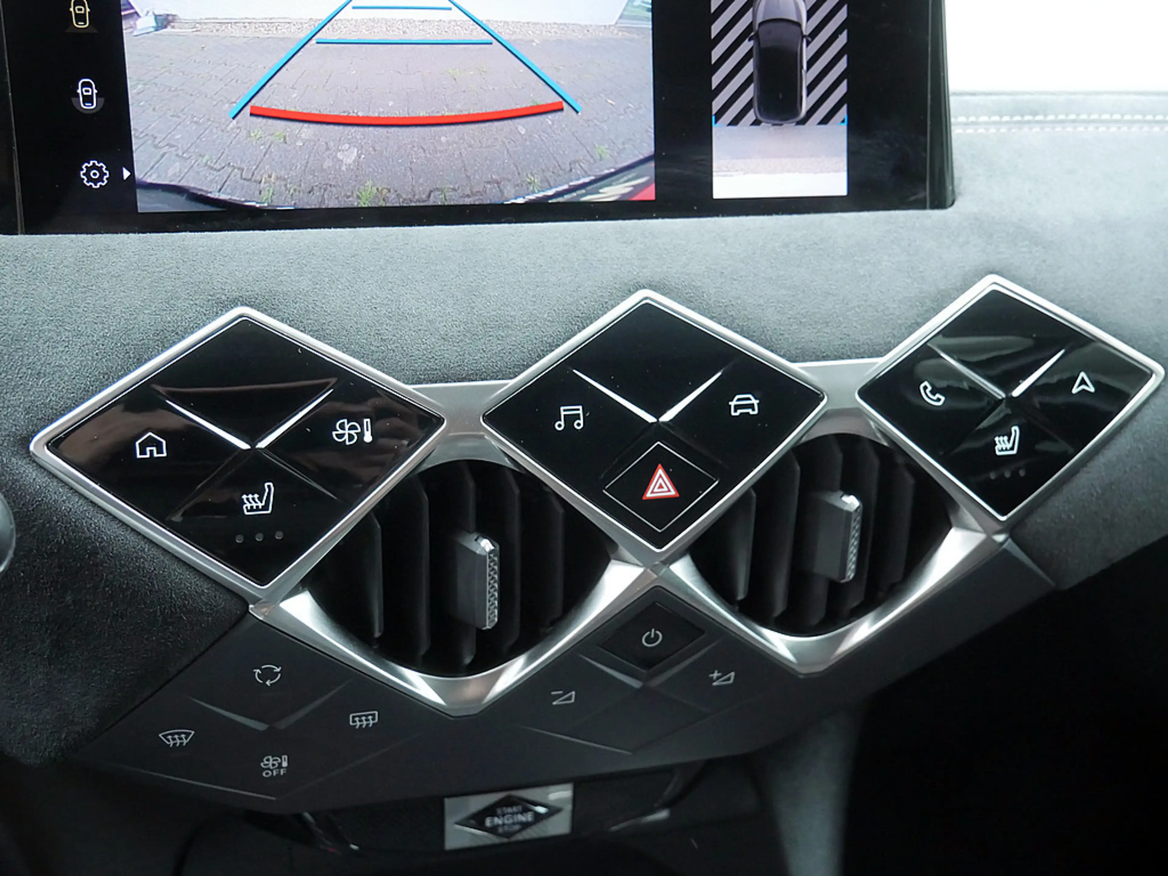 DS Automobiles DS 3 Crossback PureTech 100 Performance Line — photo 14