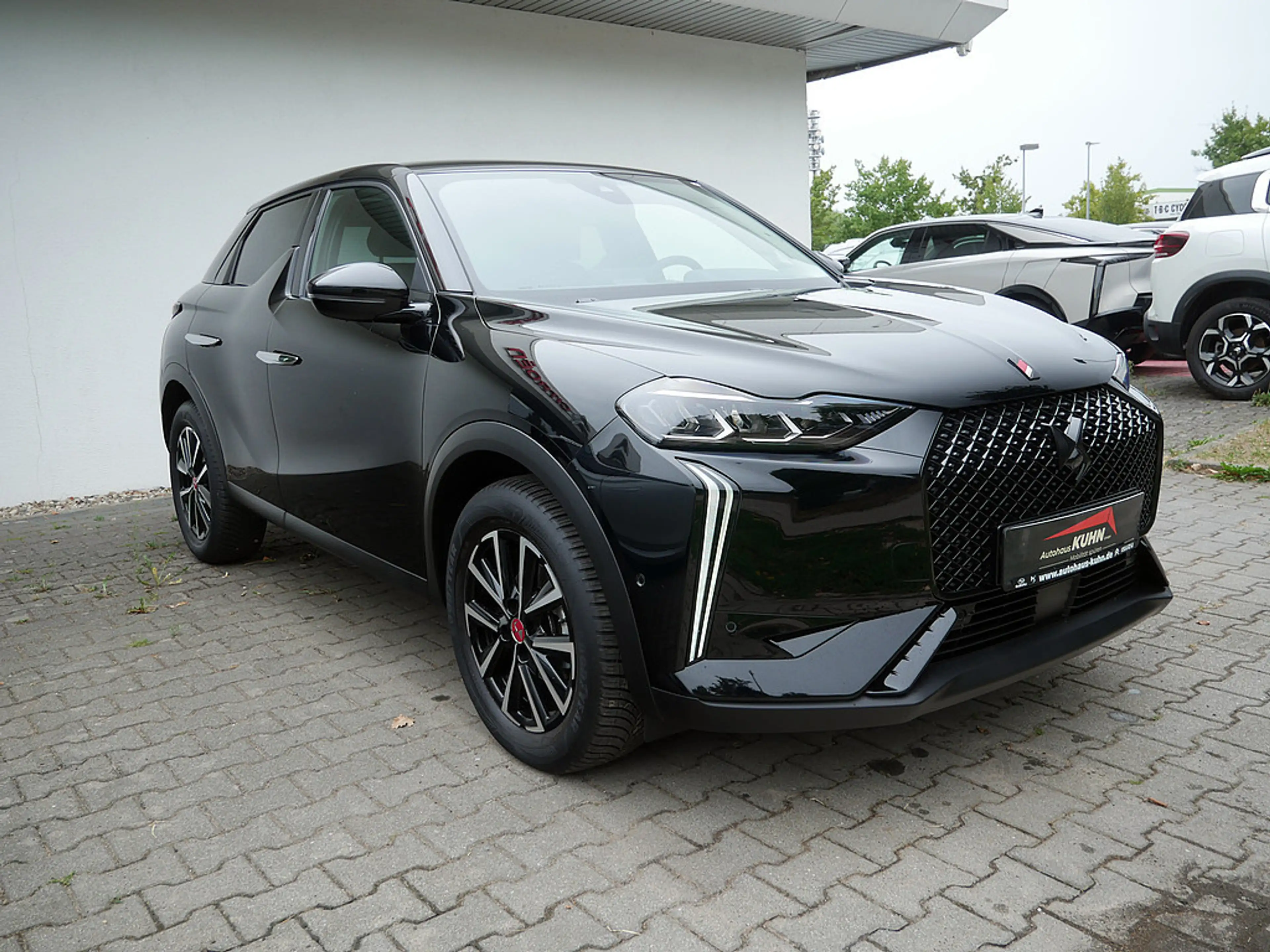 DS Automobiles DS 3 Crossback PureTech 100 Performance Line — photo 3