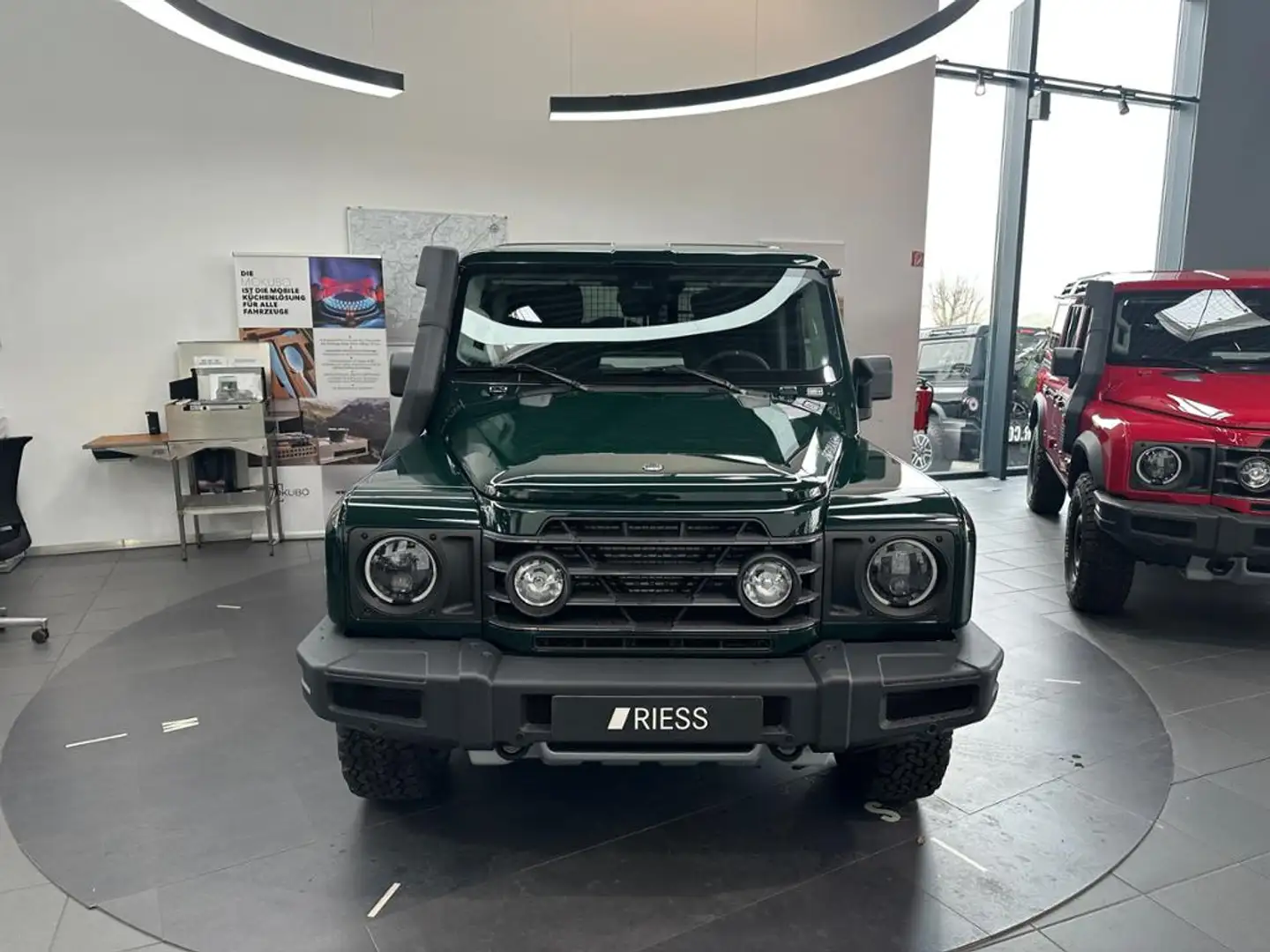 Ineos Grenadier Utility Wagon Trialmaster Edition AHK Verde - 2