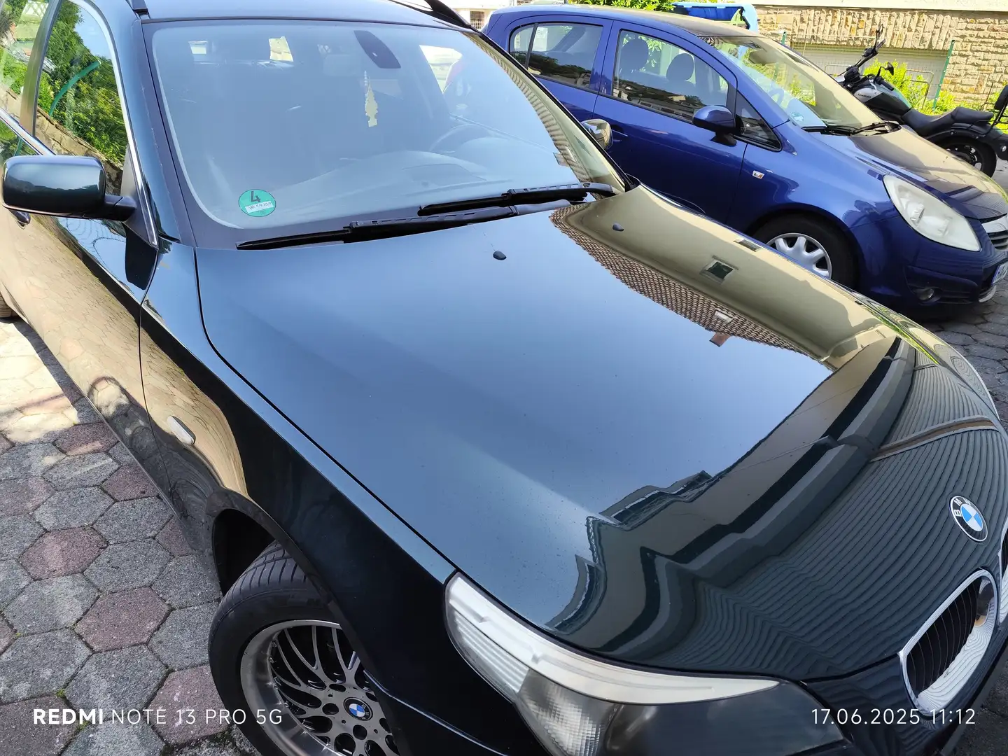 BMW 525 525i Touring Зелёный - 1