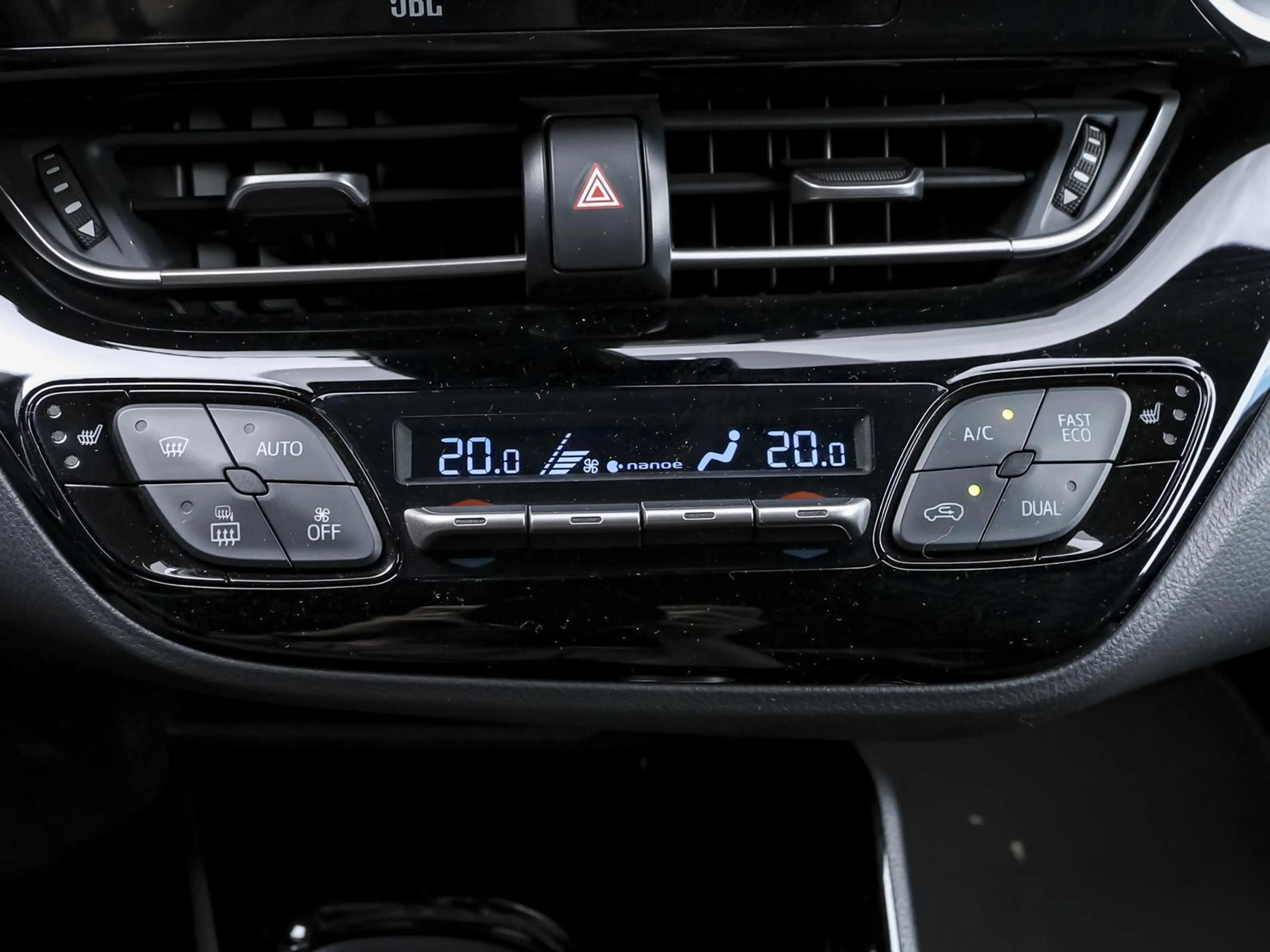 Toyota C-HR 2.0 Hybrid GR Sport JBL, KAMERA, KLIMA — photo 11